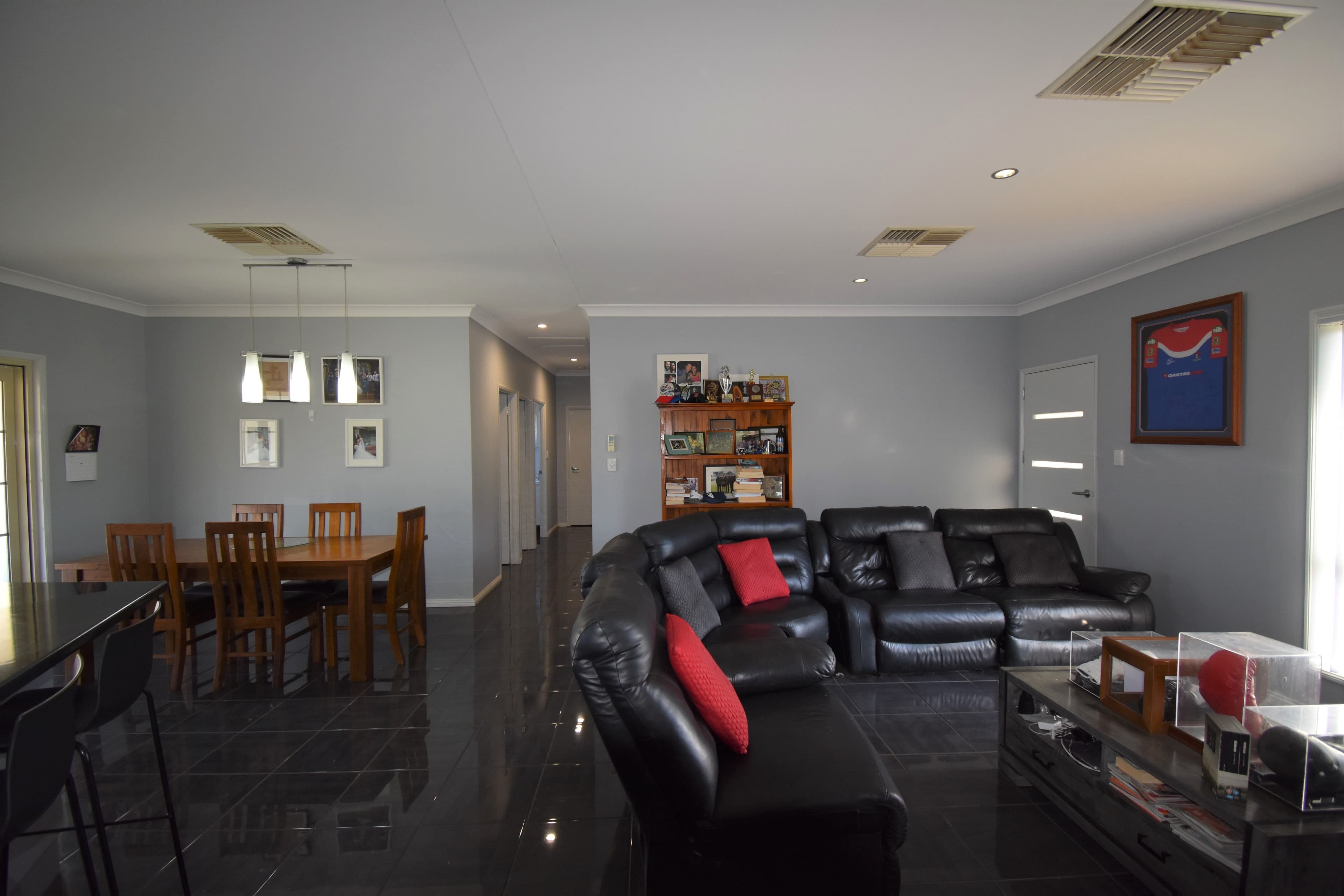 141 Gidyea Street, Barcaldine QLD 4725, Barcaldine - Thumbnail 2