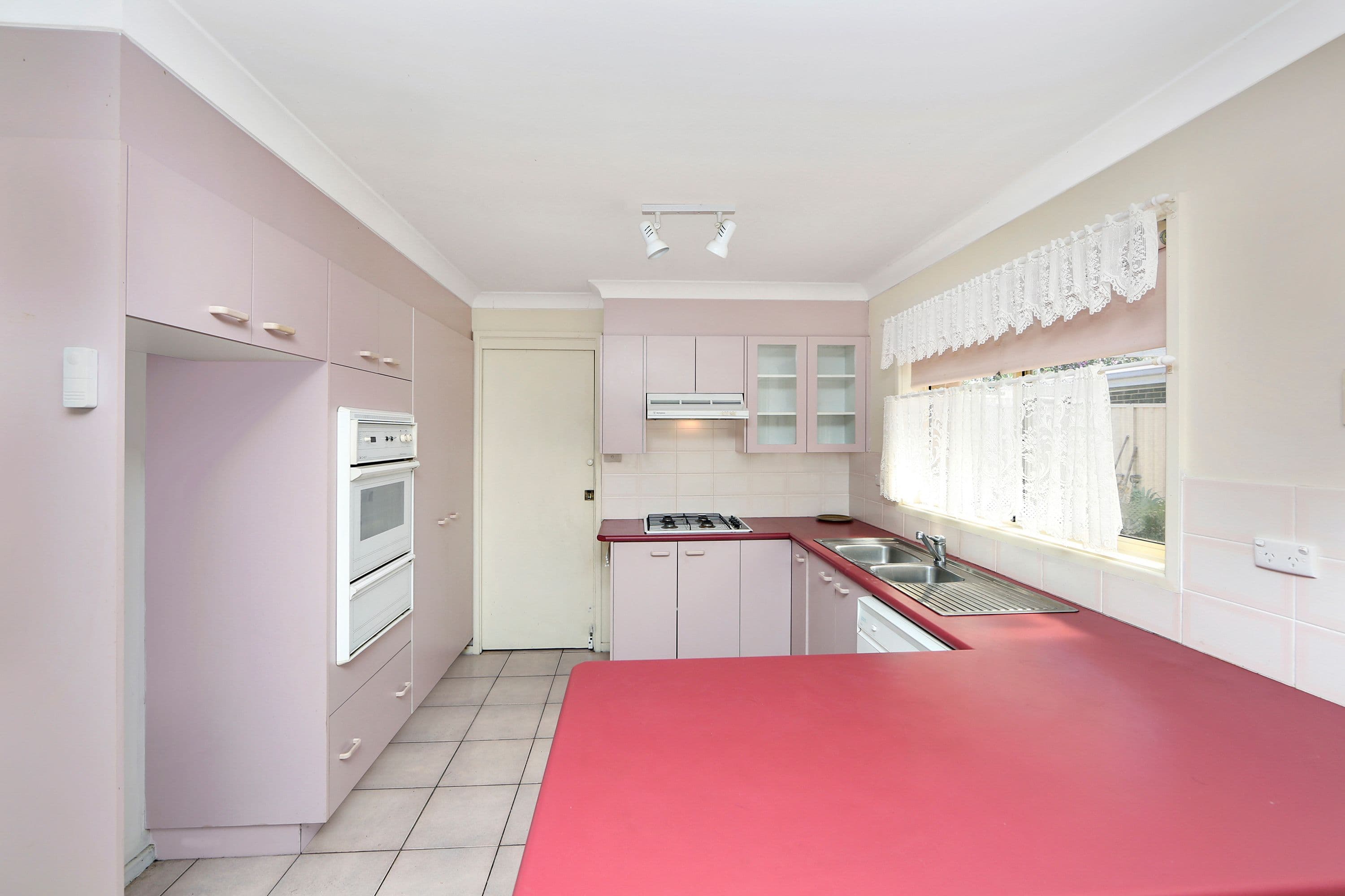 26 The Corso, Gorokan NSW 2263, Gorokan - Thumbnail 2