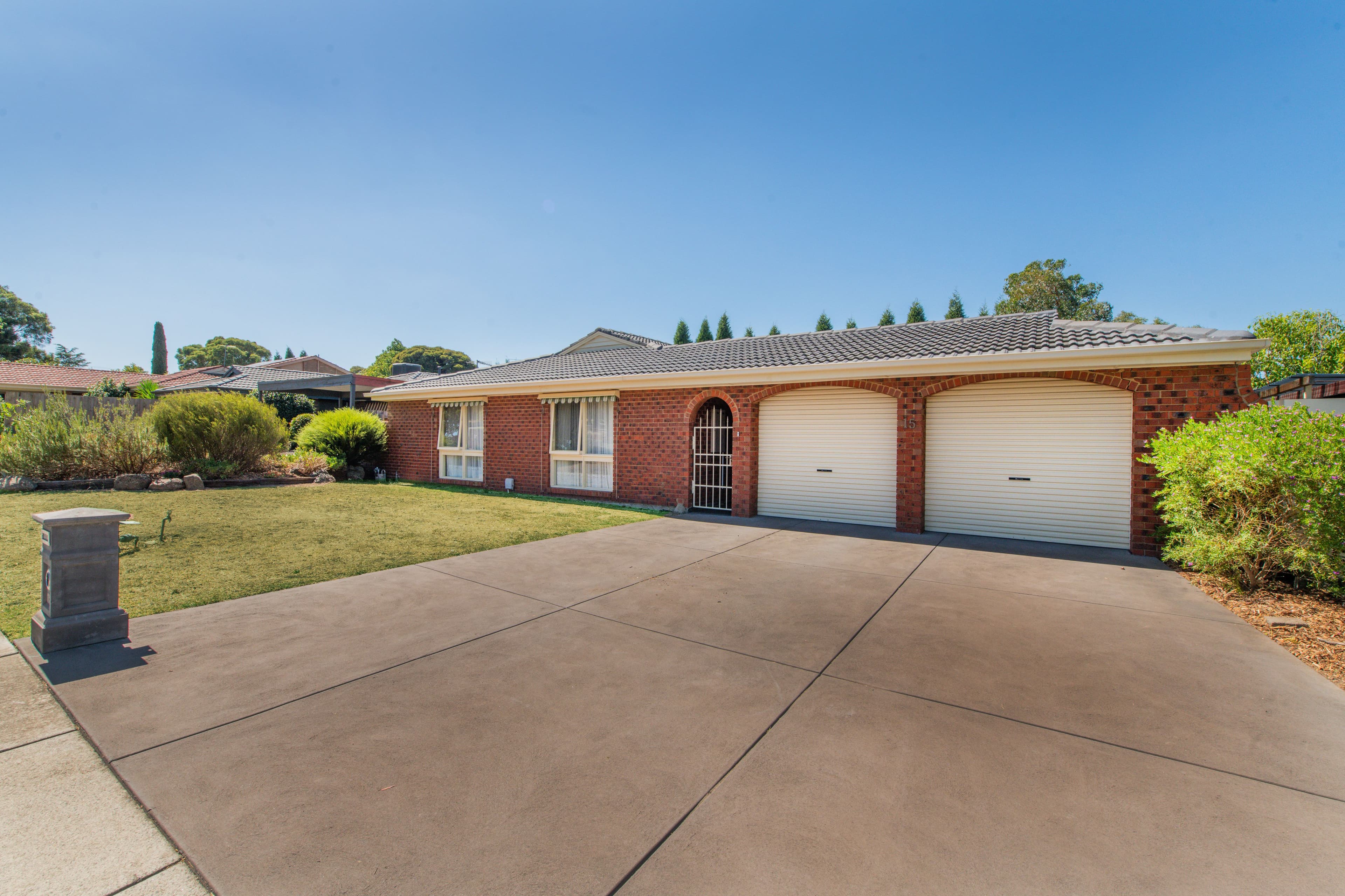 15 Collendina Crescent, Scoresby VIC 3179, Scoresby - Image 1