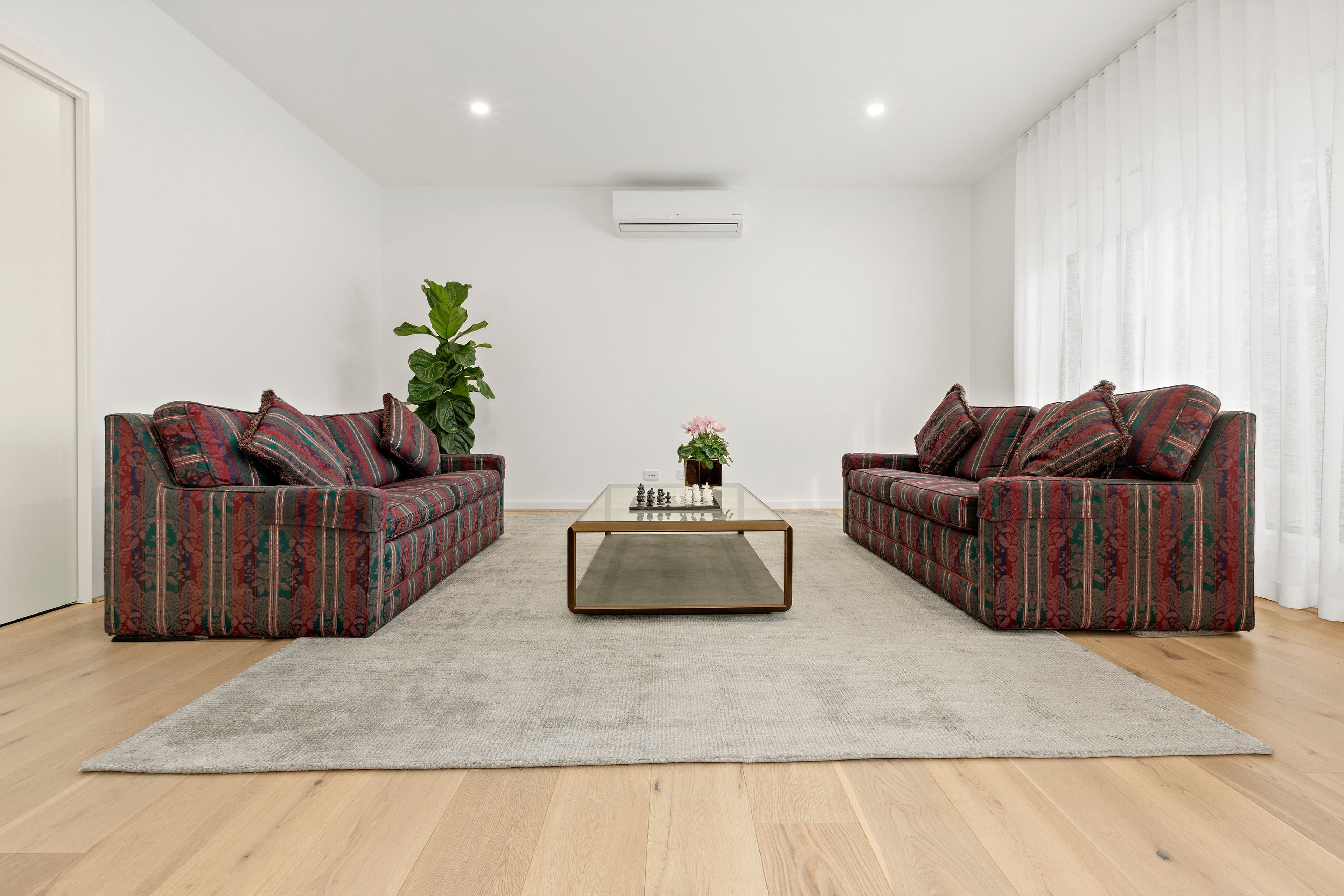 2 Swanson Crescent, Chadstone VIC 3148, Chadstone - Thumbnail 4