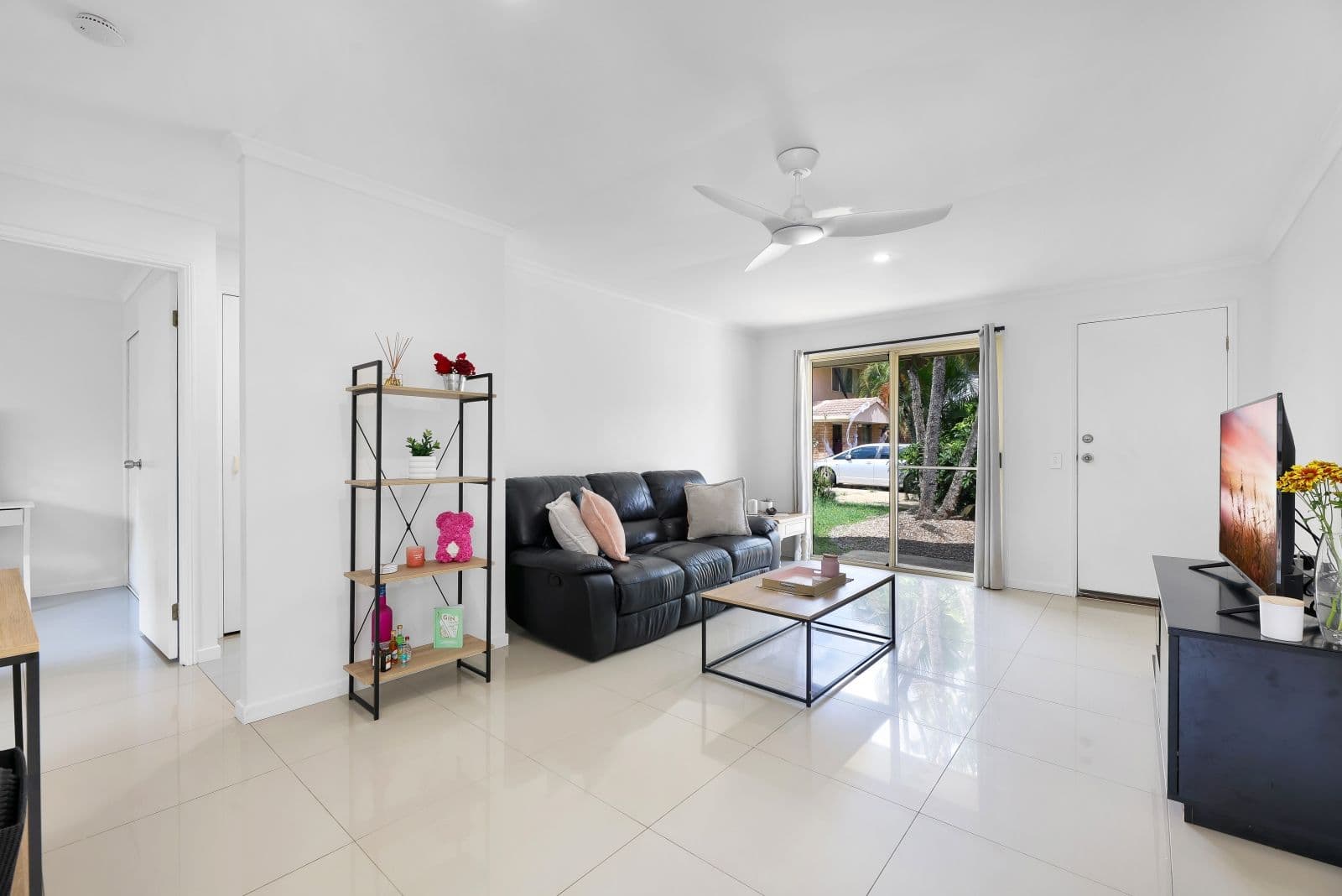 34 OLD PACIFIC Highway, Oxenford QLD 4210, Oxenford - Thumbnail 2