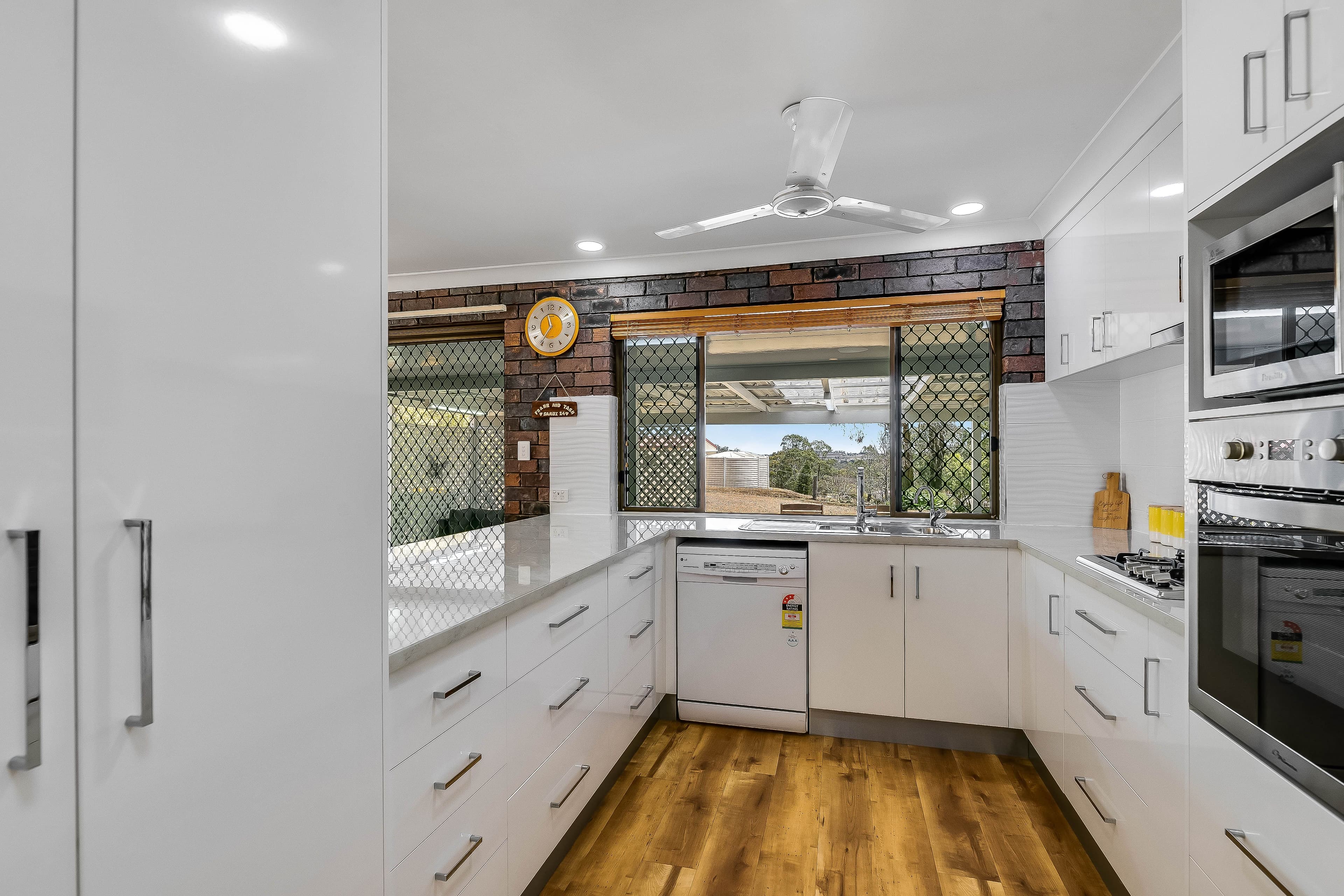 3 Cameron Crescent, Glenvale QLD 4350, Glenvale - Thumbnail 4