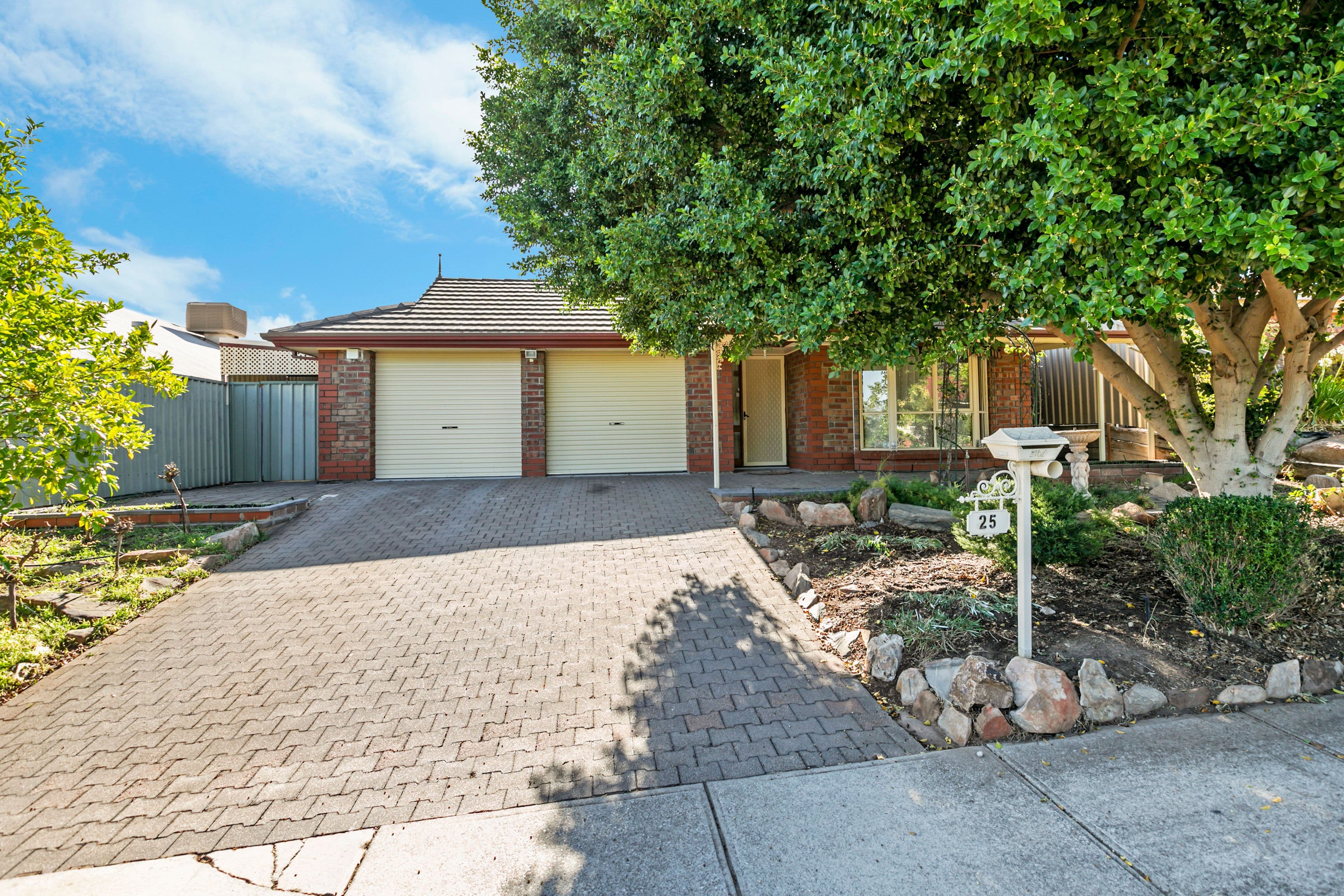 25 Mary Leonard Drive, Ingle Farm SA 5098, Ingle Farm - Thumbnail 2
