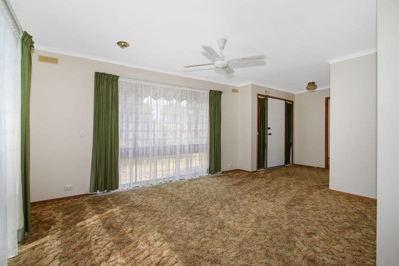 35 St Andrews Circuit, Thurgoona - Thumbnail 5