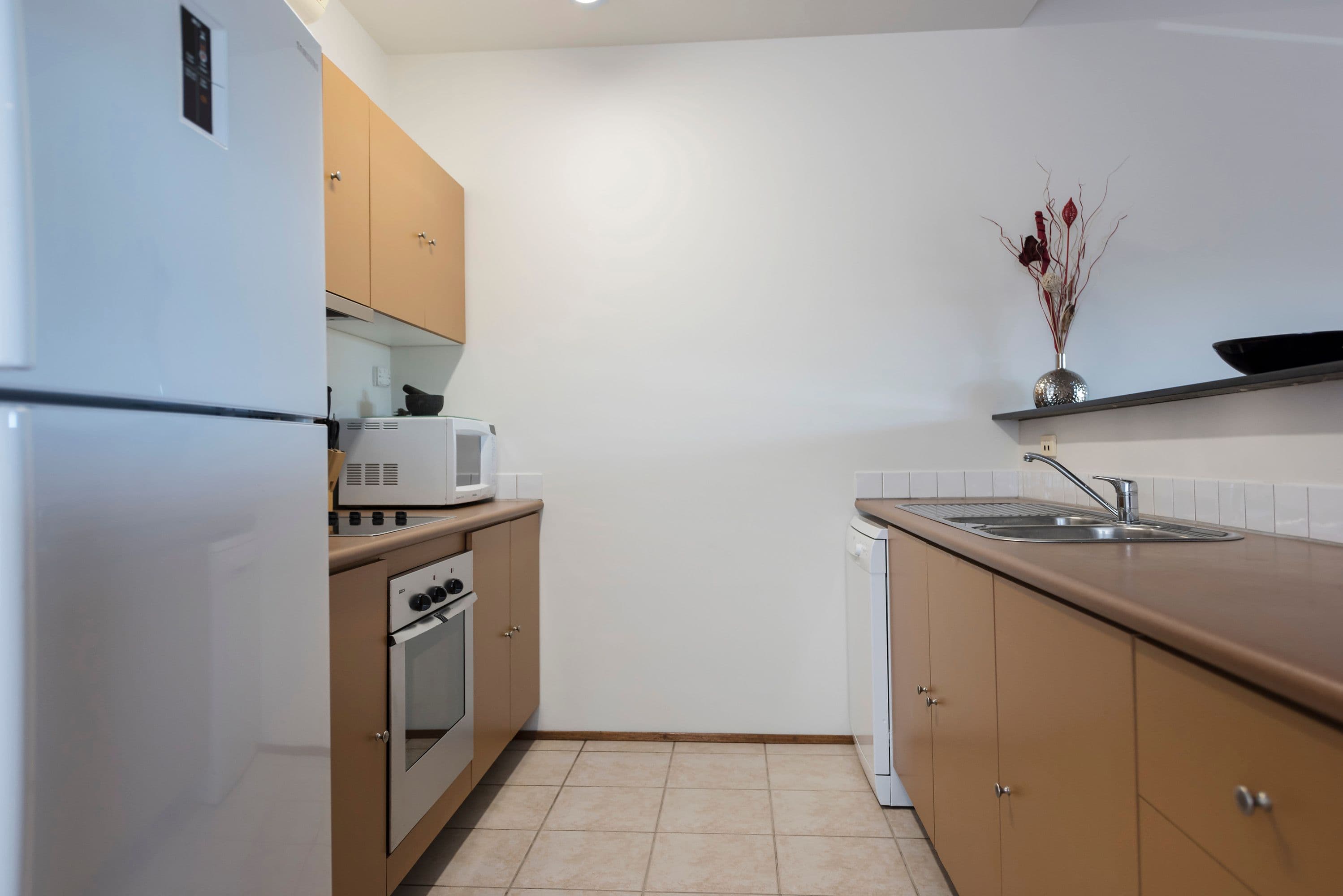 6/12 McLachlan Street, DARWIN CITY NT 0800, Darwin City - Thumbnail 4