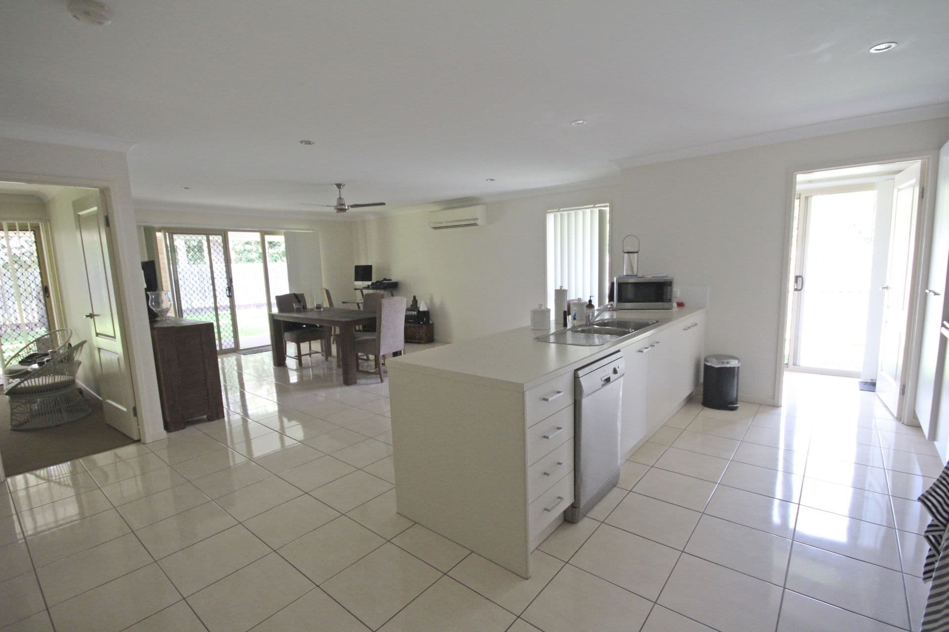 8 Uylsses Way, Armstrong Beach QLD 4737, Armstrong Beach - Thumbnail 5