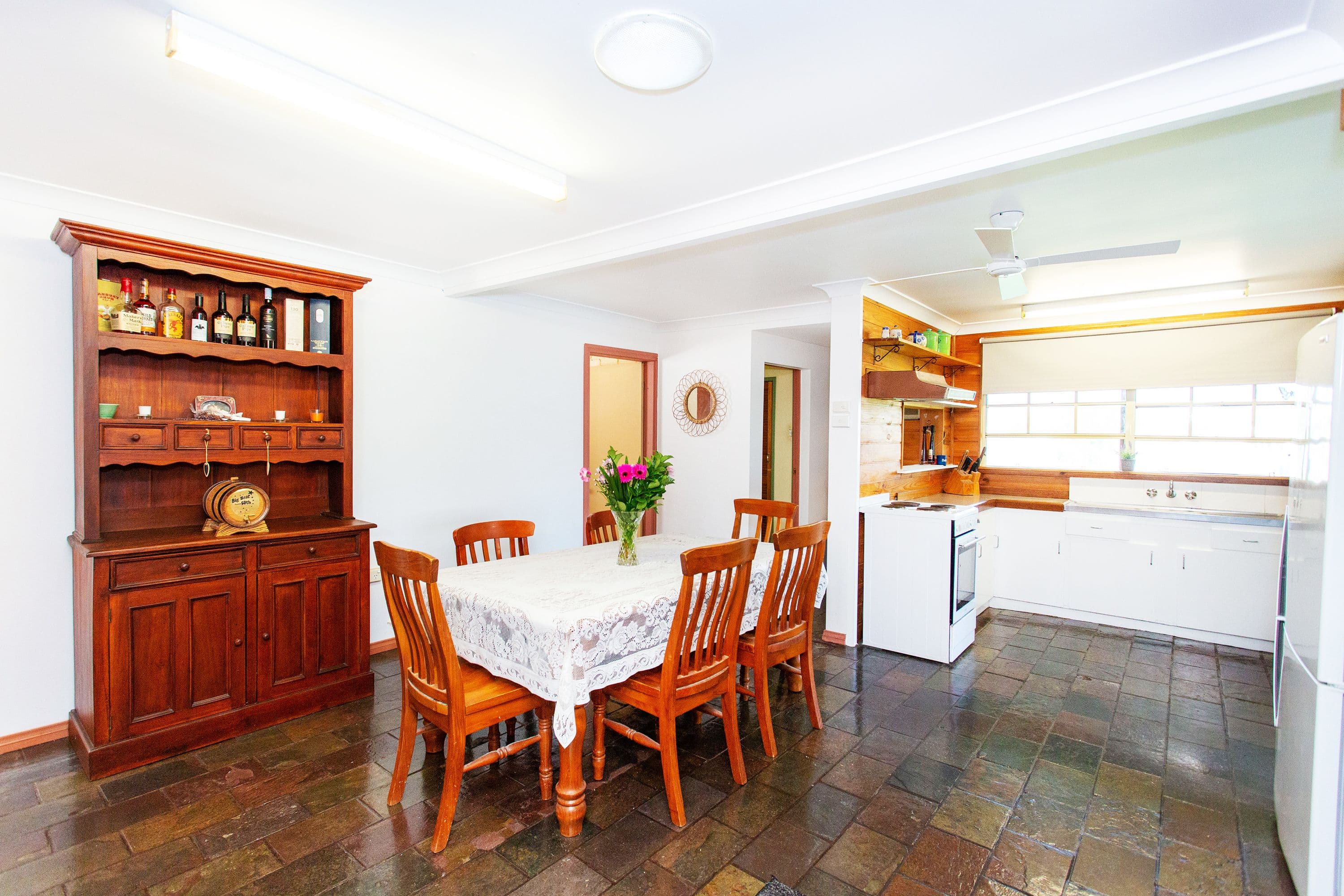 50 Brisbane Avenue, Cowra - Thumbnail 3
