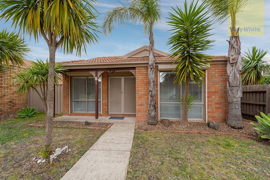 9 Marsden Walk, Roxburgh Park VIC 3064, Roxburgh Park - Image 1