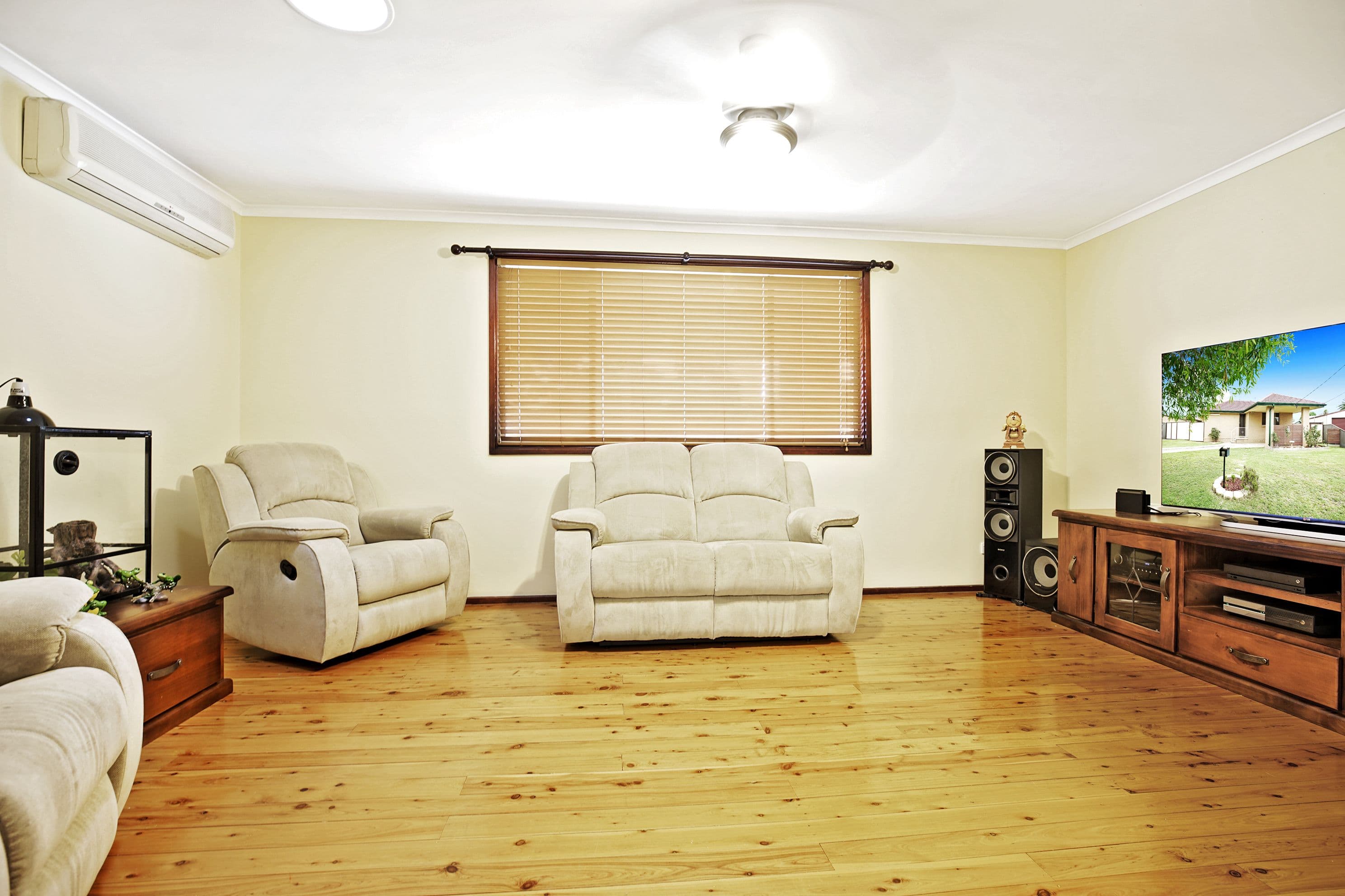 22 Melita Road, Cambridge Park - Thumbnail 2