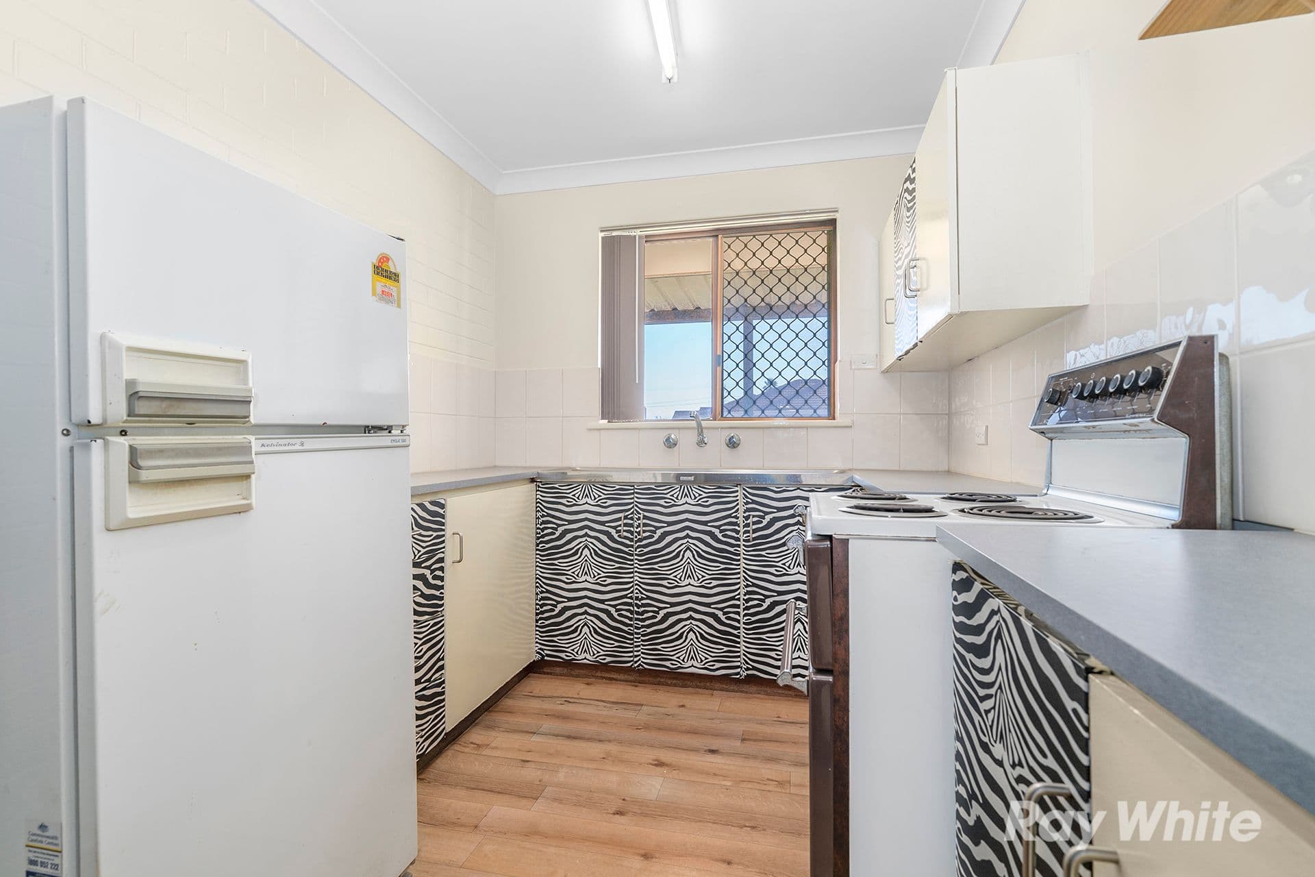 8/125 Railway Street, Bluff Point WA 6530, Bluff Point - Thumbnail 5