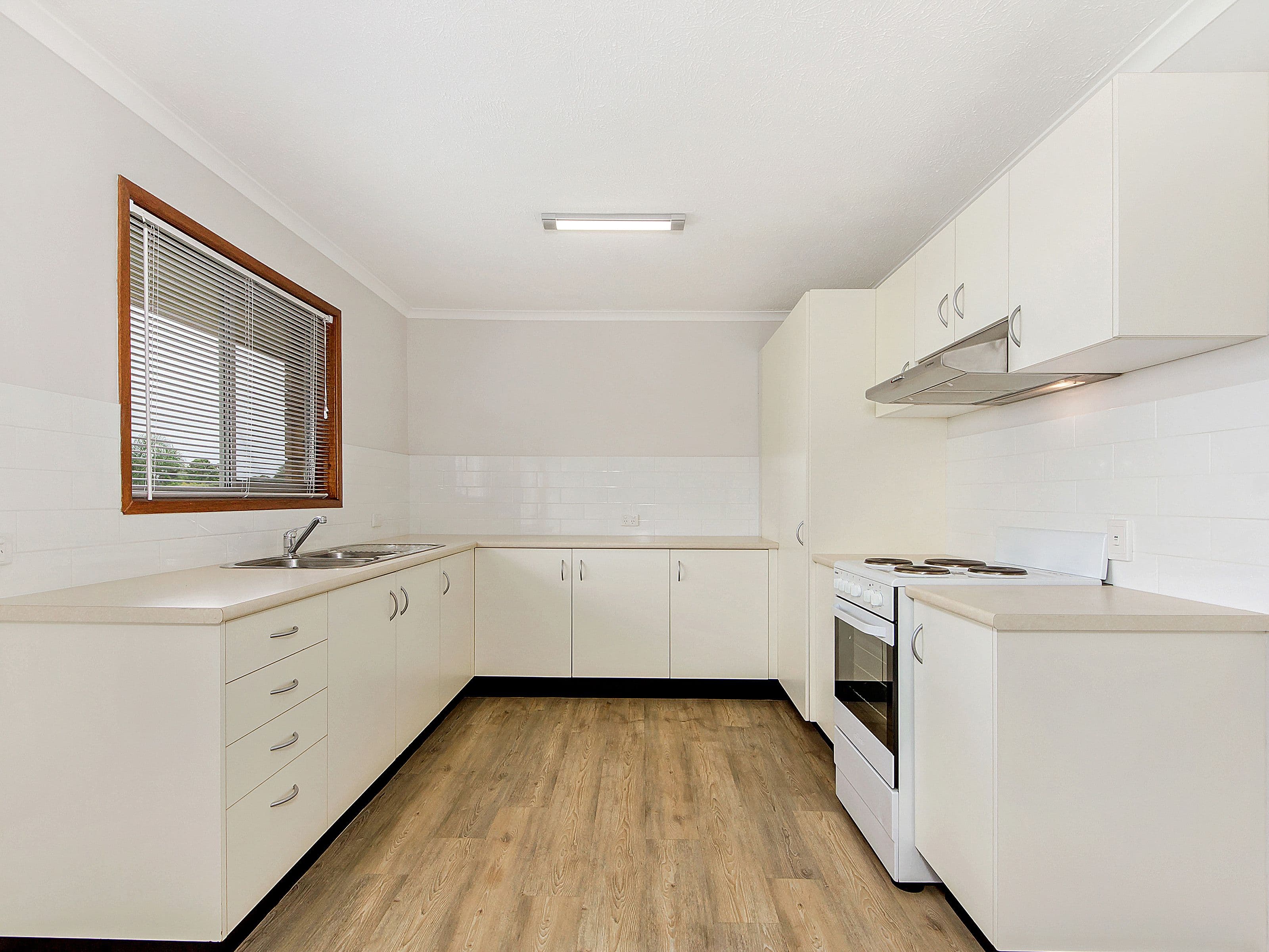 22 Coolibah Street, Southport QLD 4215, Southport - Thumbnail 2