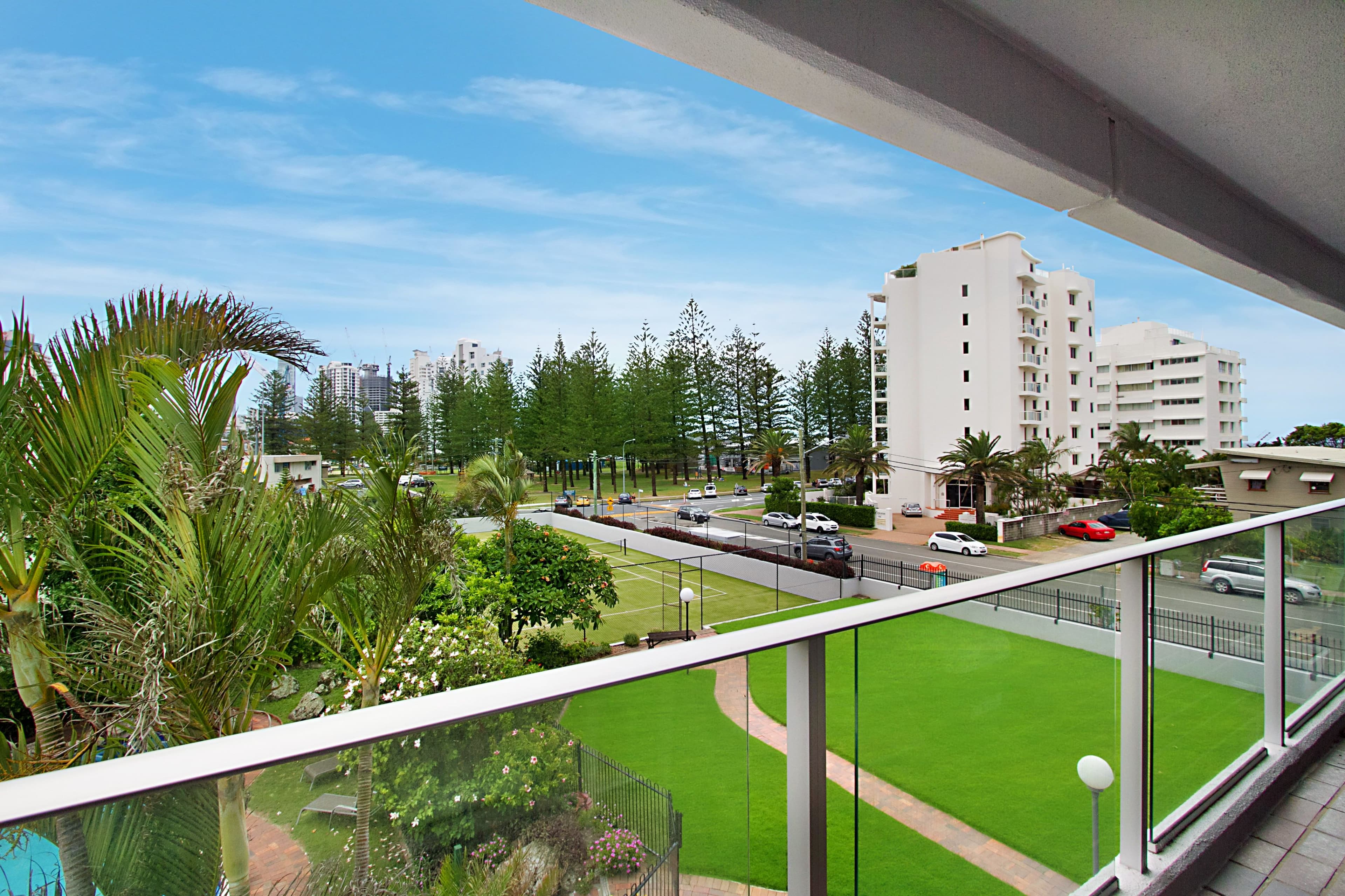 3 'Chelsea' 7 Britannia Avenue, BROADBEACH QLD 4218, Broadbeach - Thumbnail 2