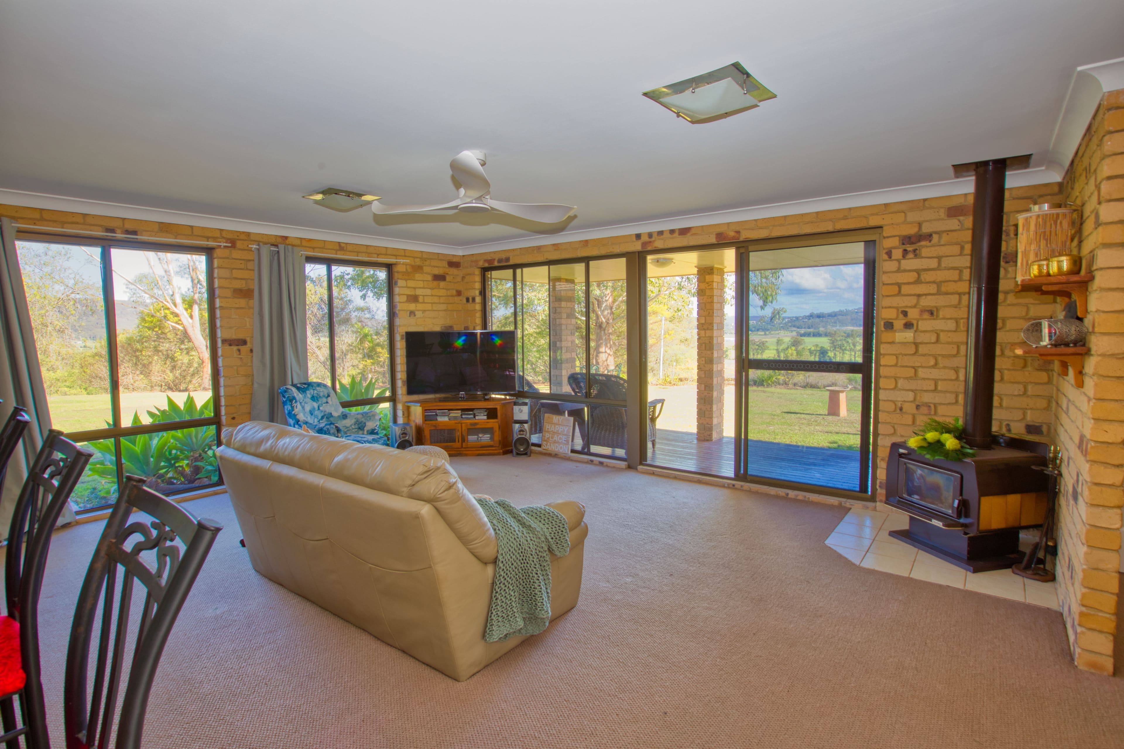 107 Clyde Essex Drive, Gulmarrad - Thumbnail 4
