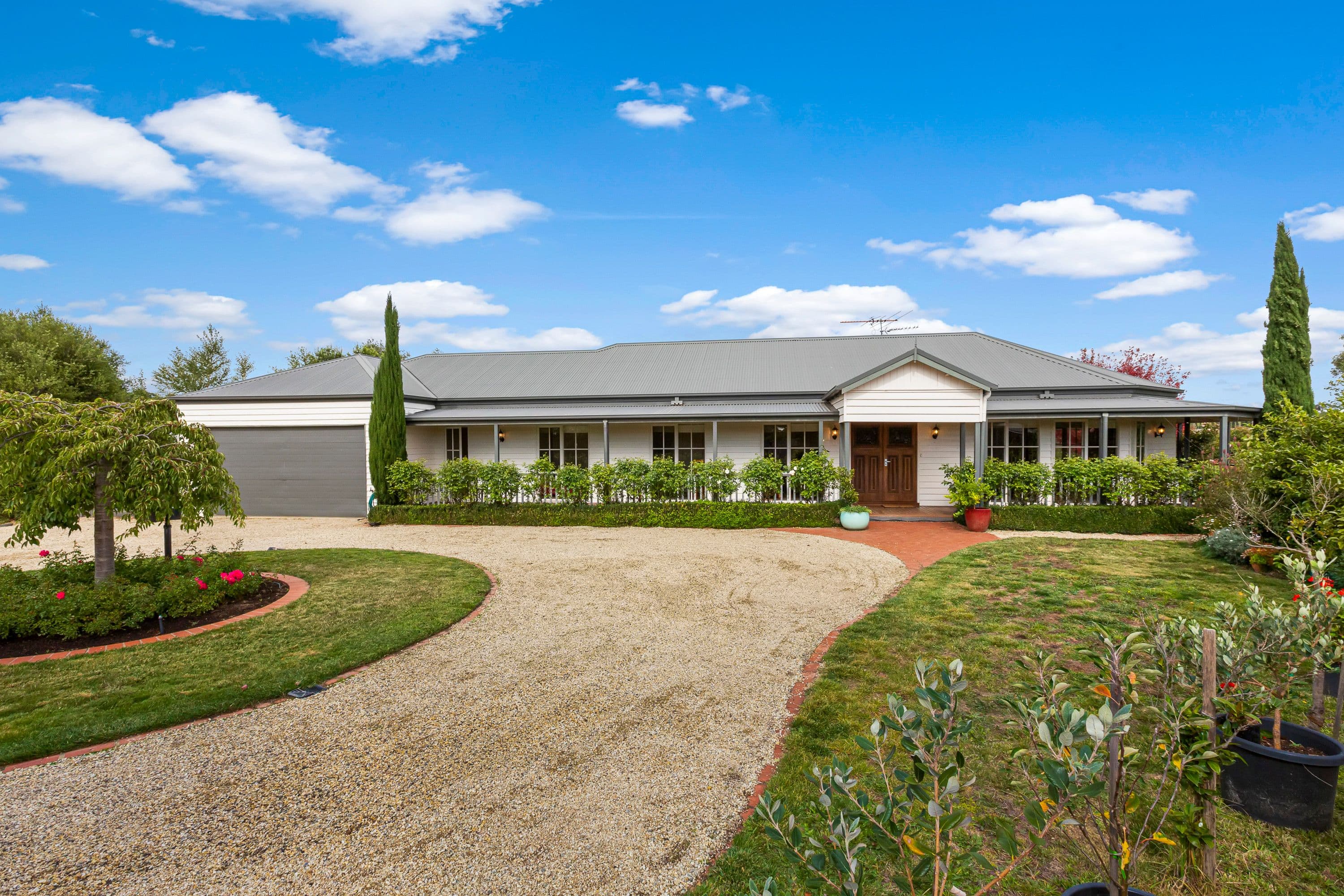 7 Hogan Road, Ballan VIC 3342, Ballan - Thumbnail 2