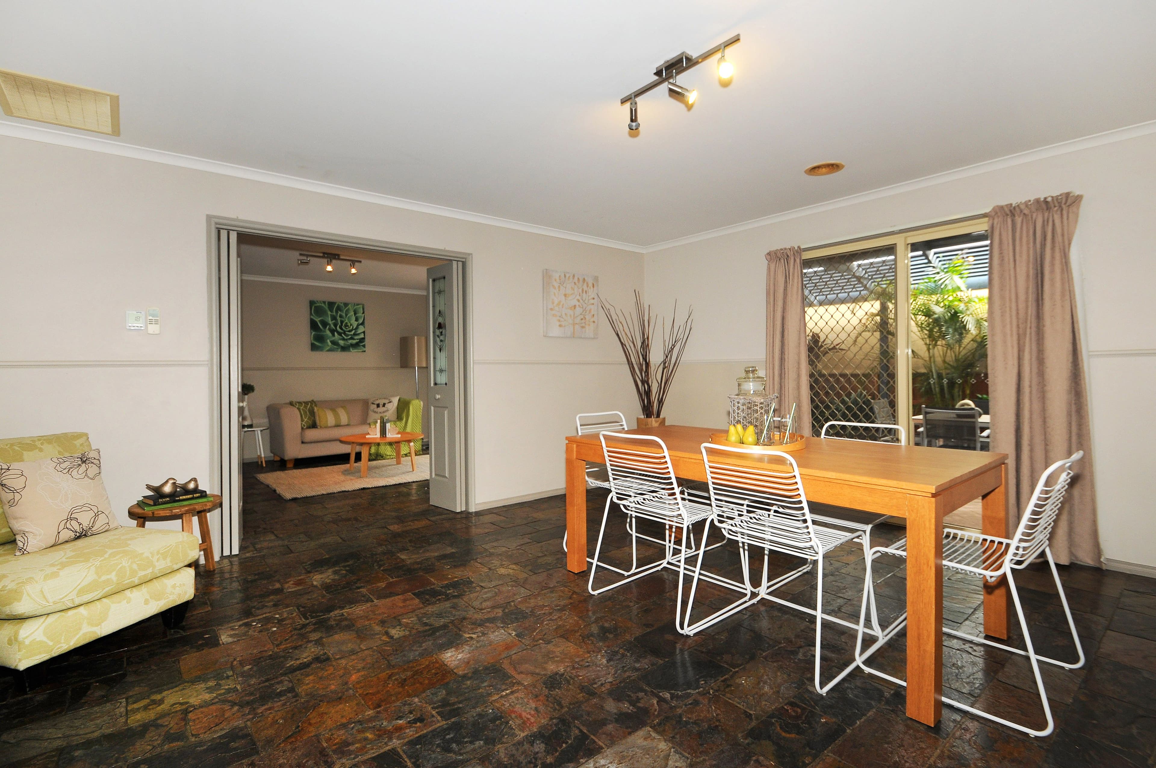 7 Woodvale Drive, Carrum Downs VIC 3201, Carrum Downs - Thumbnail 3