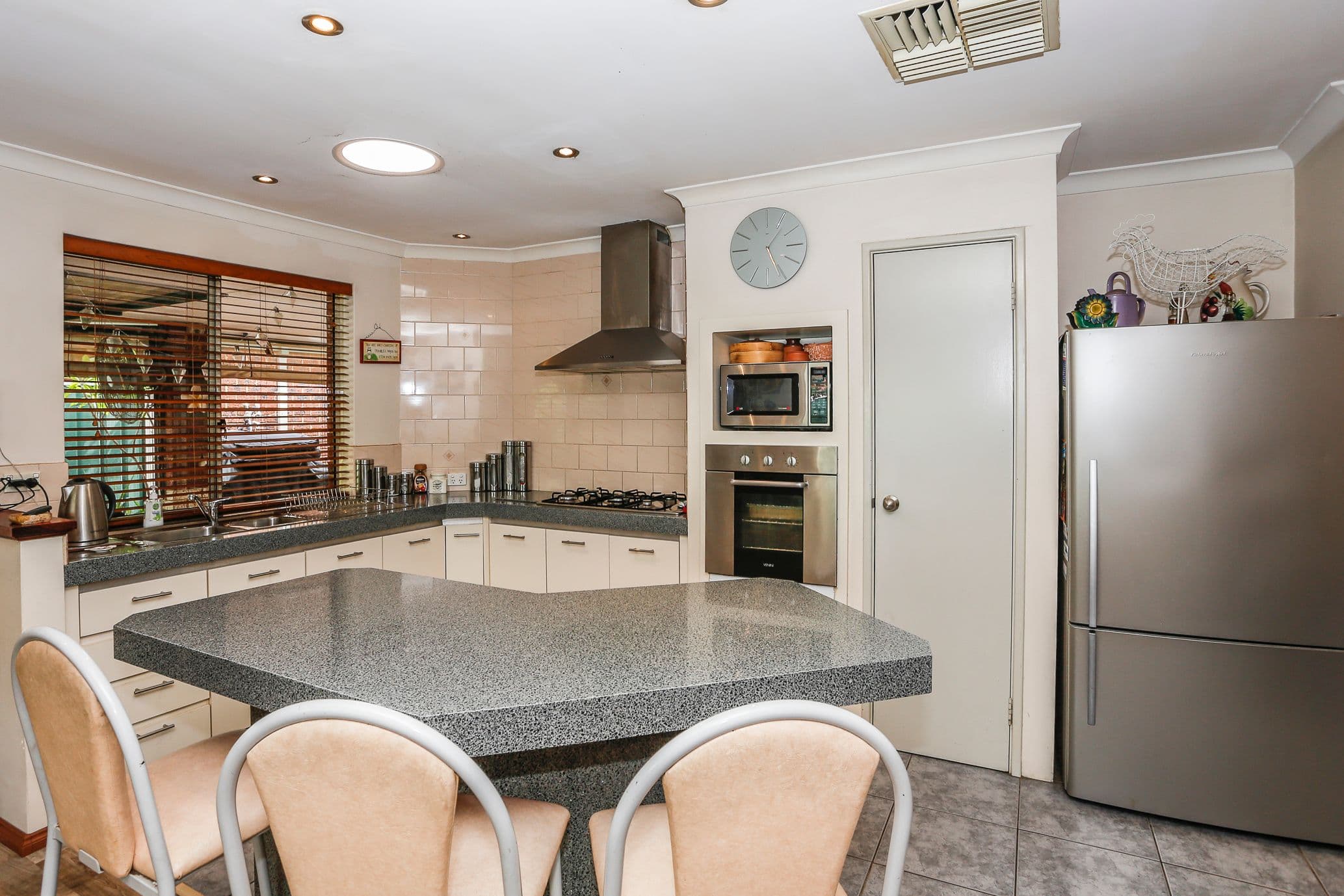 9 Berry Court, Maddington WA 6109, Maddington - Thumbnail 8
