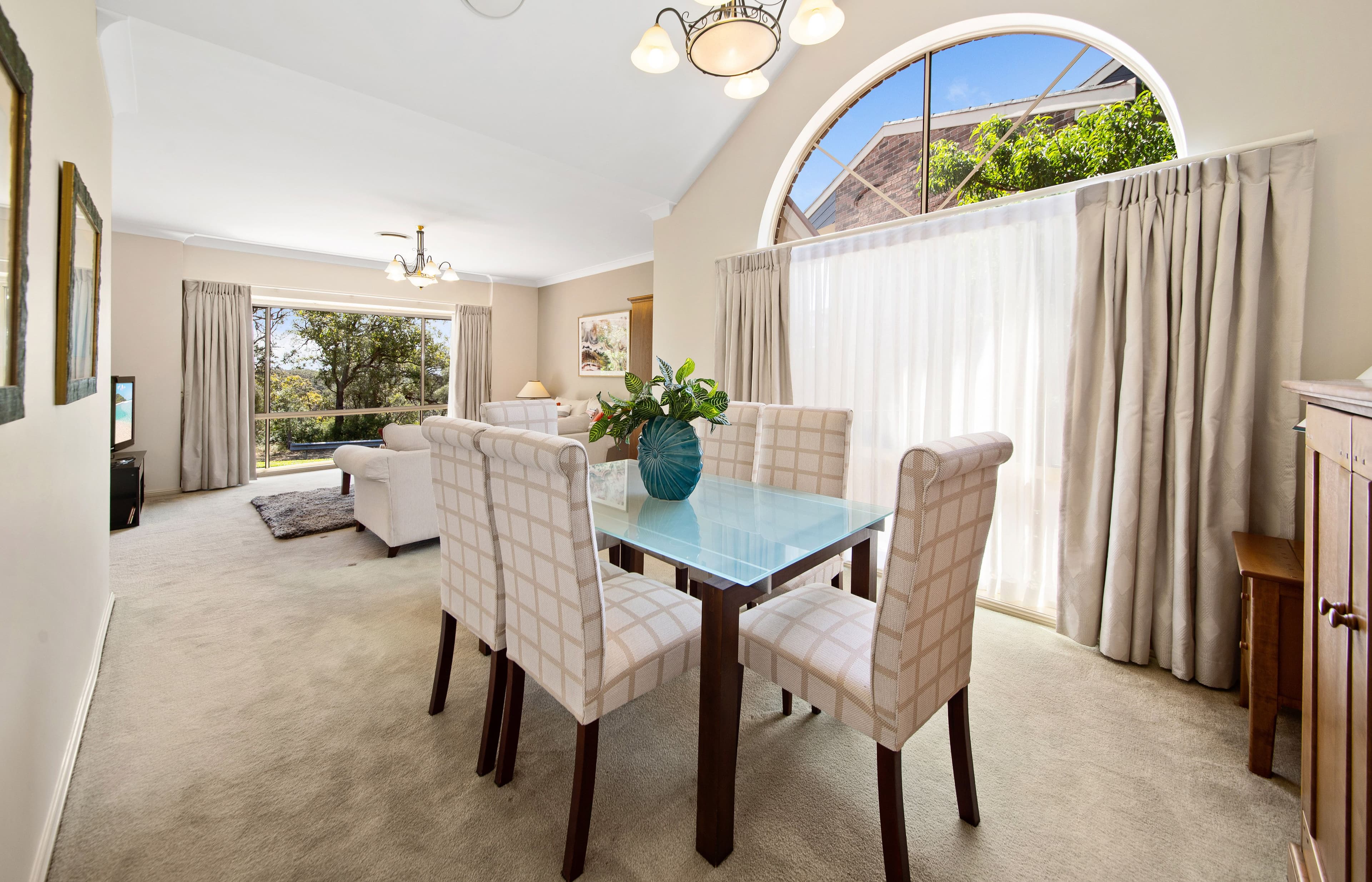 11 Lavender Place, Alfords Point NSW 2234, Alfords Point - Thumbnail 2