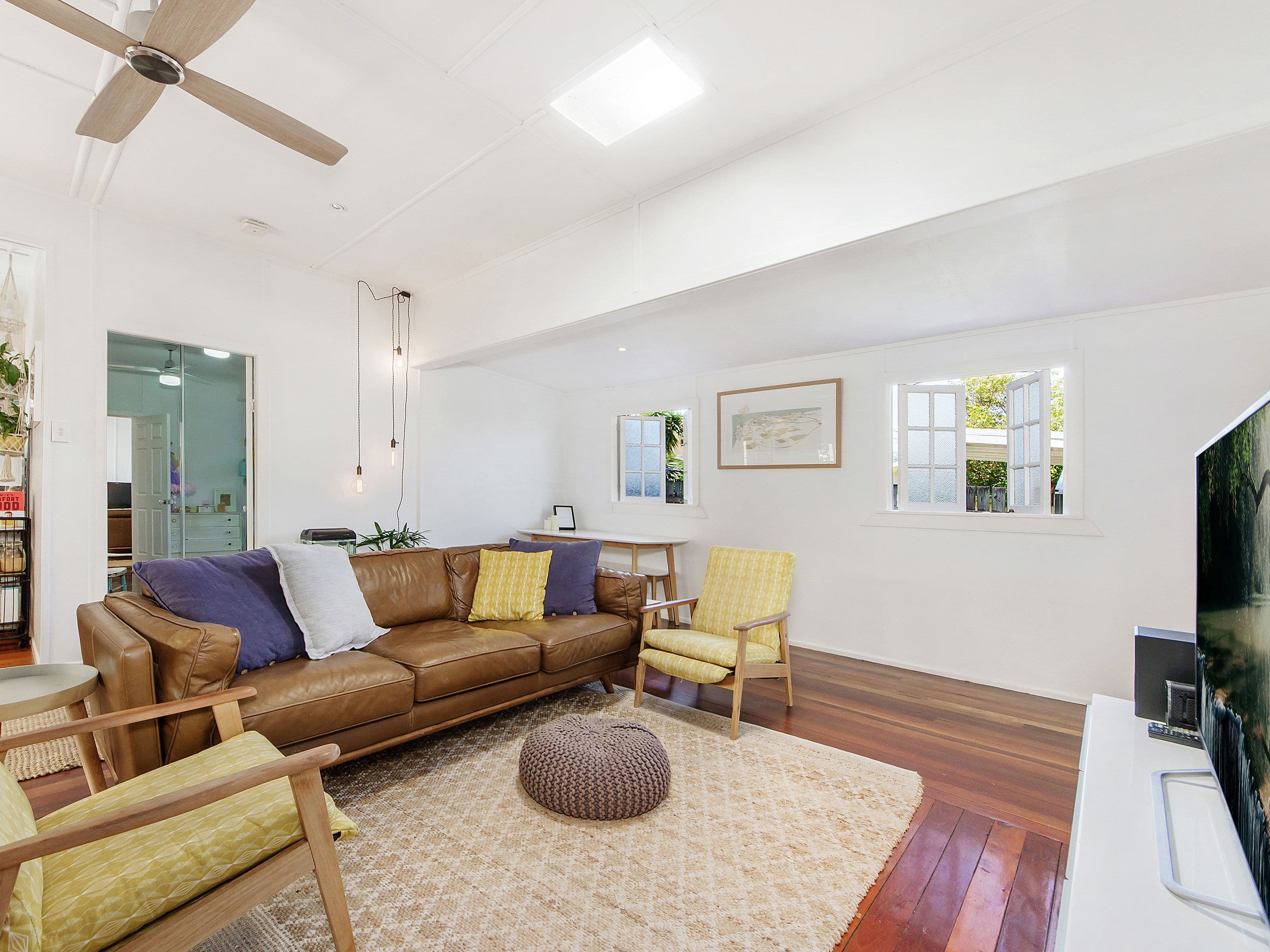 63 Kindra Avenue, Southport QLD 4215, Southport - Thumbnail 5