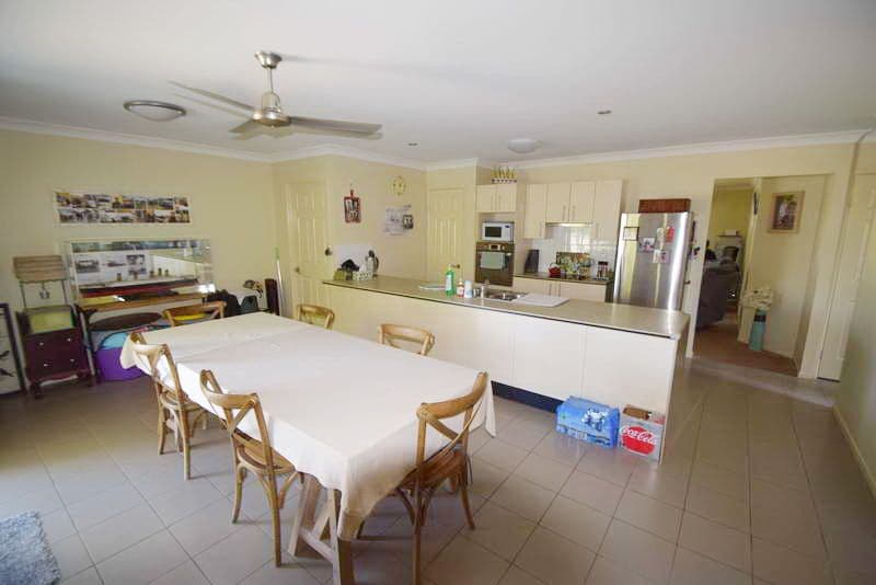 17 Barbour Street, Esk QLD 4312, Esk - Thumbnail 2