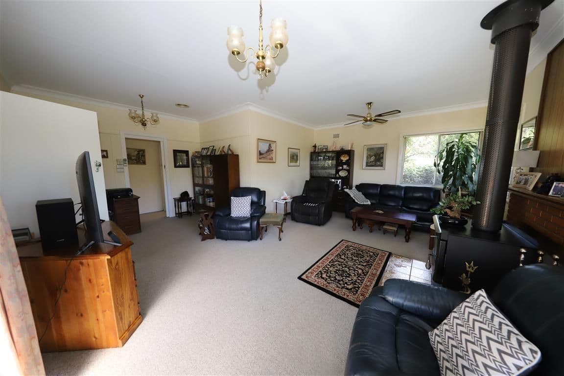 1 Banksia Avenue, Batlow NSW 2730, Batlow - Thumbnail 4