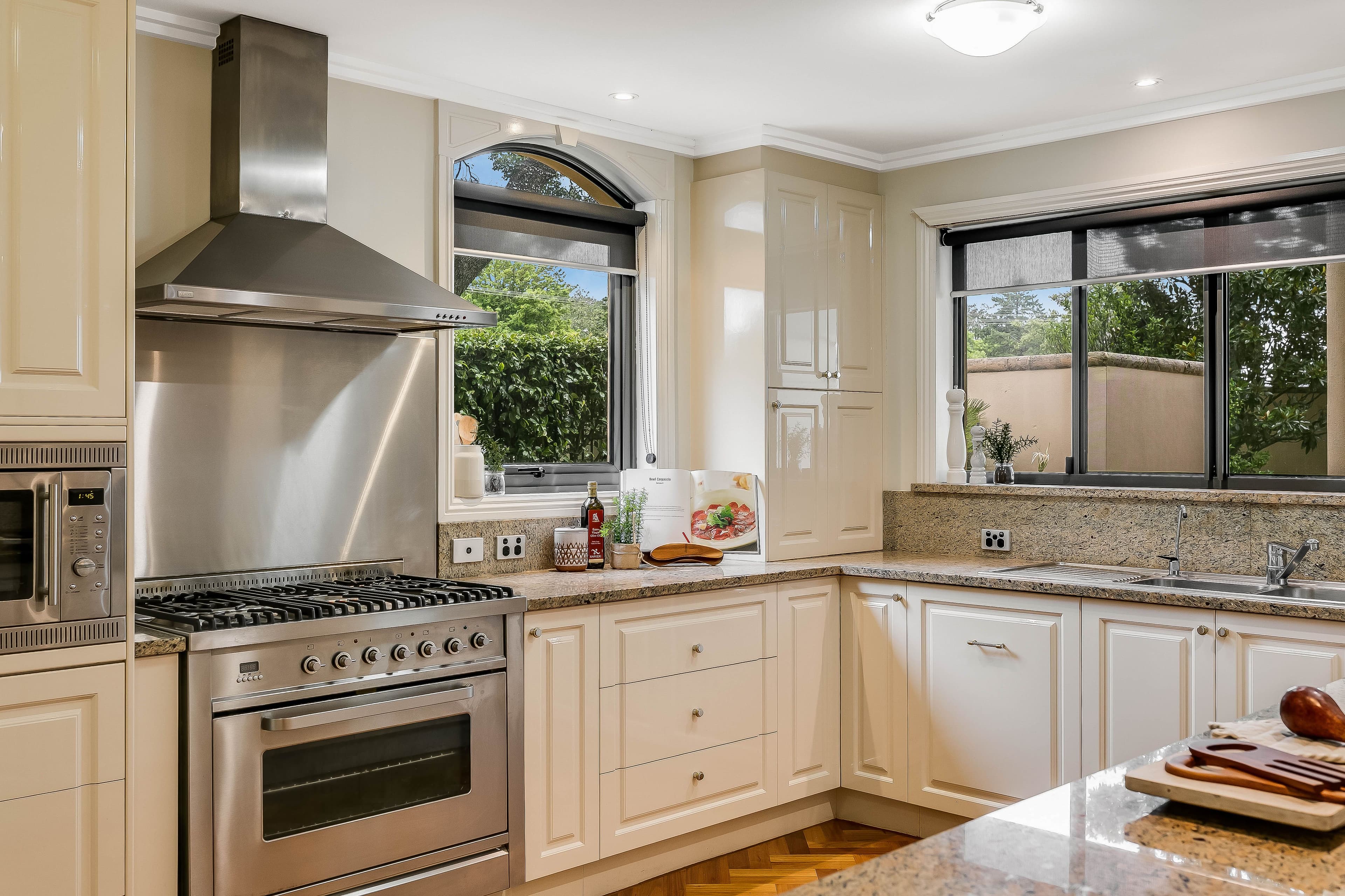 103 Hammett Street, Currajong, QLD 4812, Currajong - Thumbnail 6