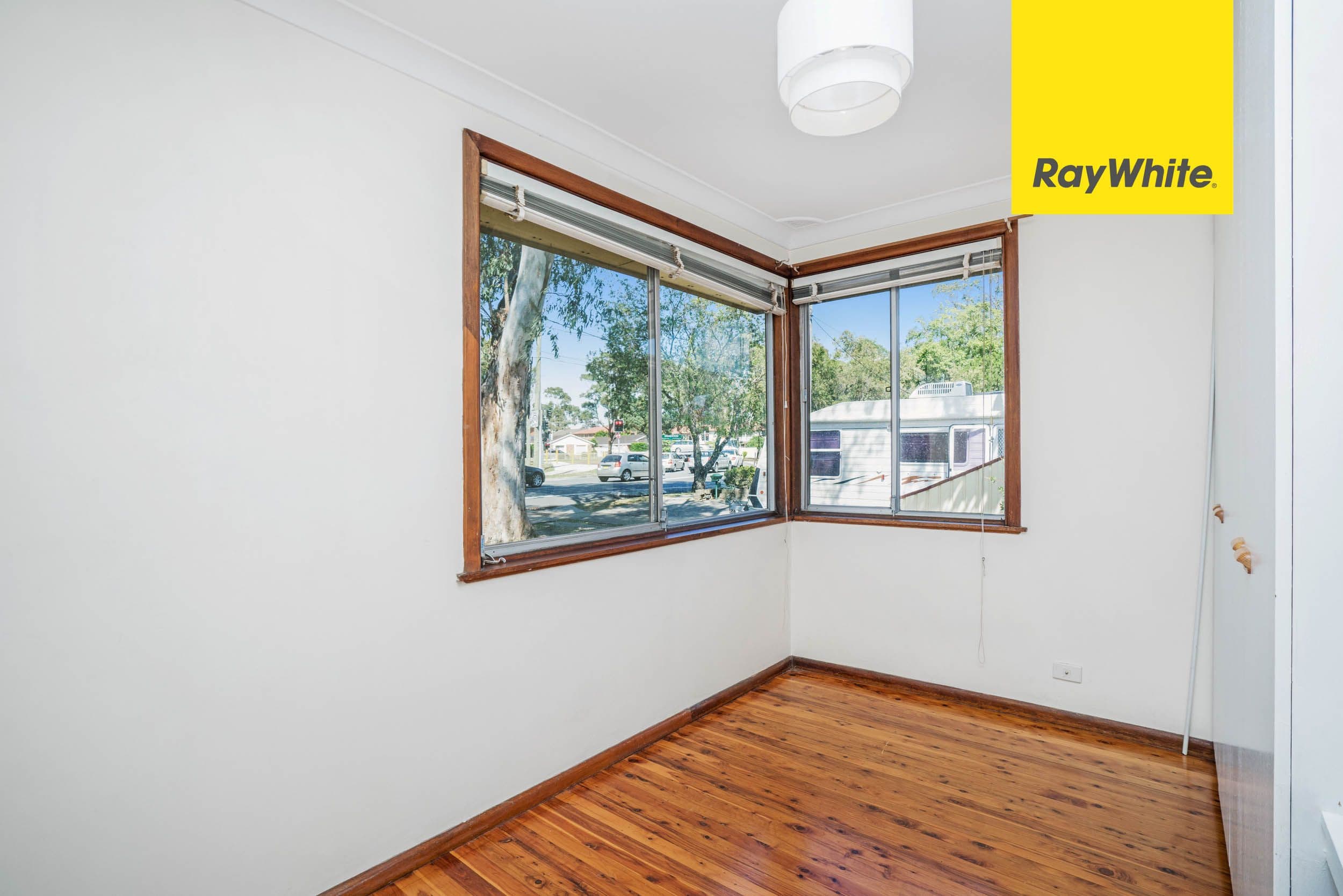 65 Bullecourt Avenue, Milperra - Thumbnail 4