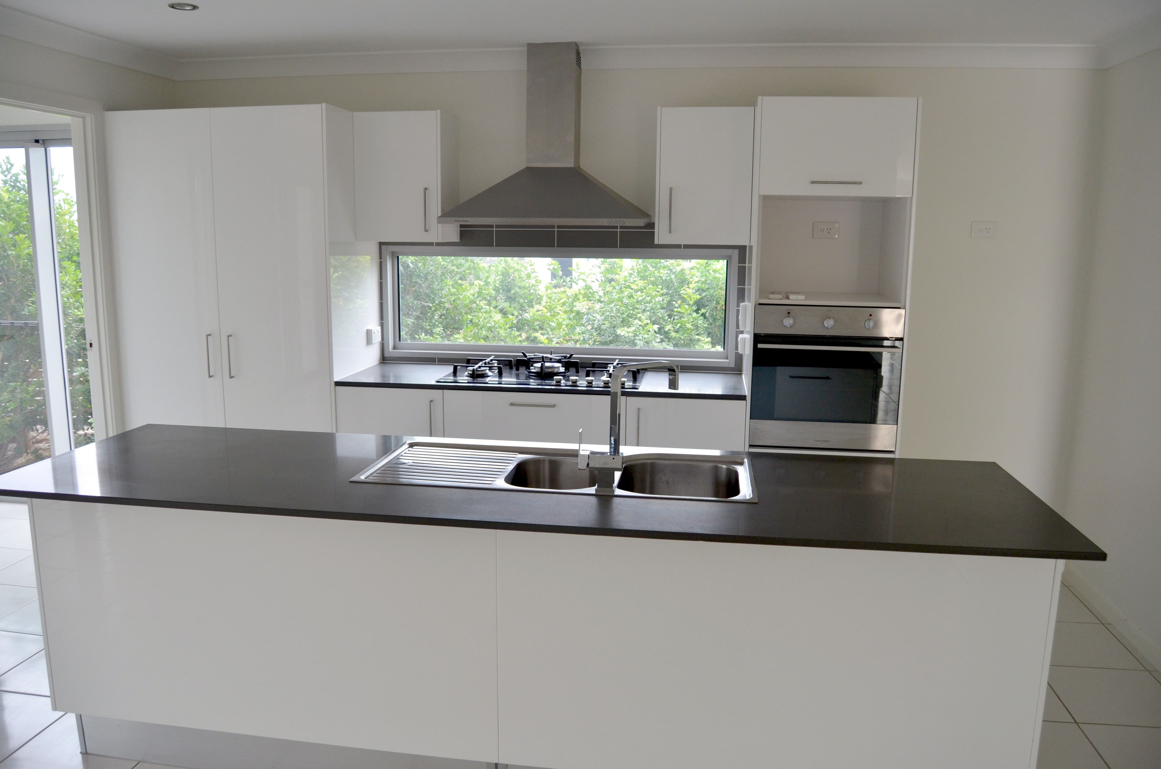 34 Valhalla Street, Clinton QLD 4680, Clinton - Thumbnail 4
