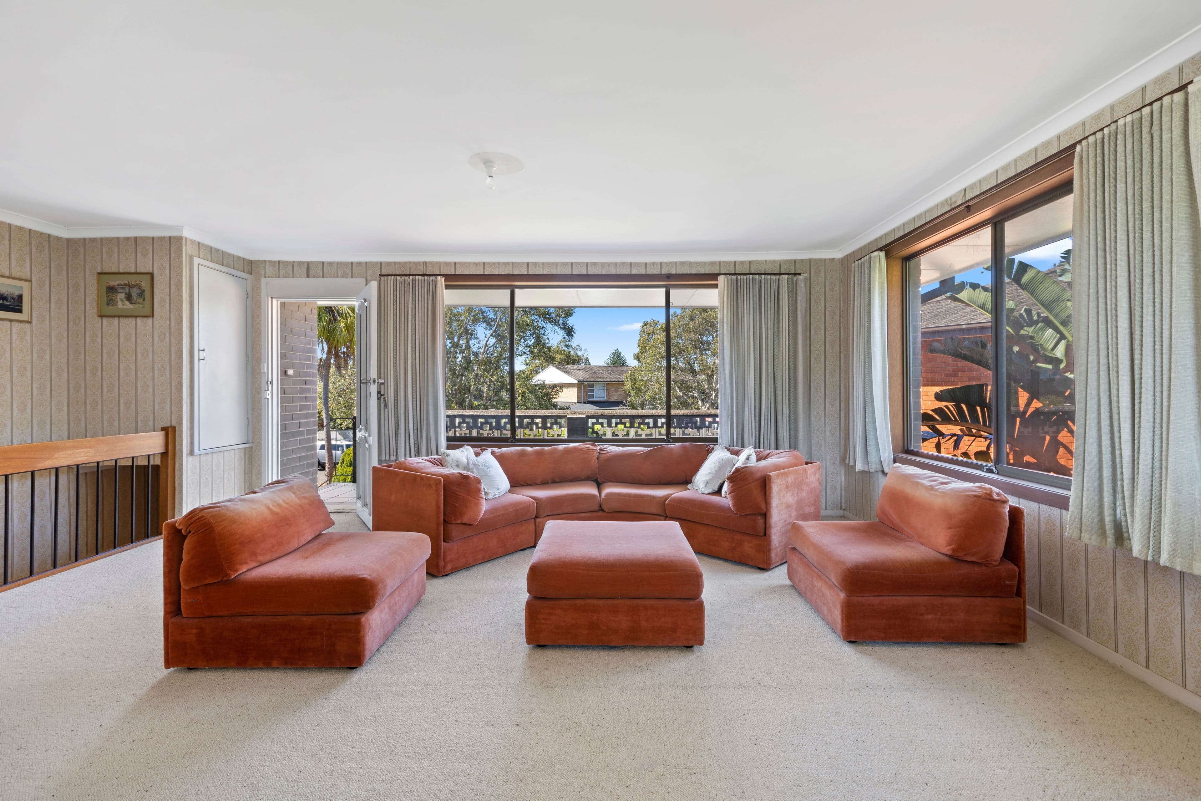 27 Tarra Crescent, Dee Why NSW 2099, Dee Why - Thumbnail 2