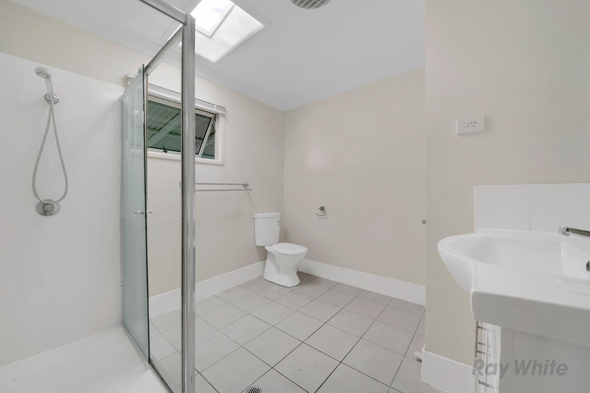 3 Roslyn Street, Burwood, Burwood - Thumbnail 5