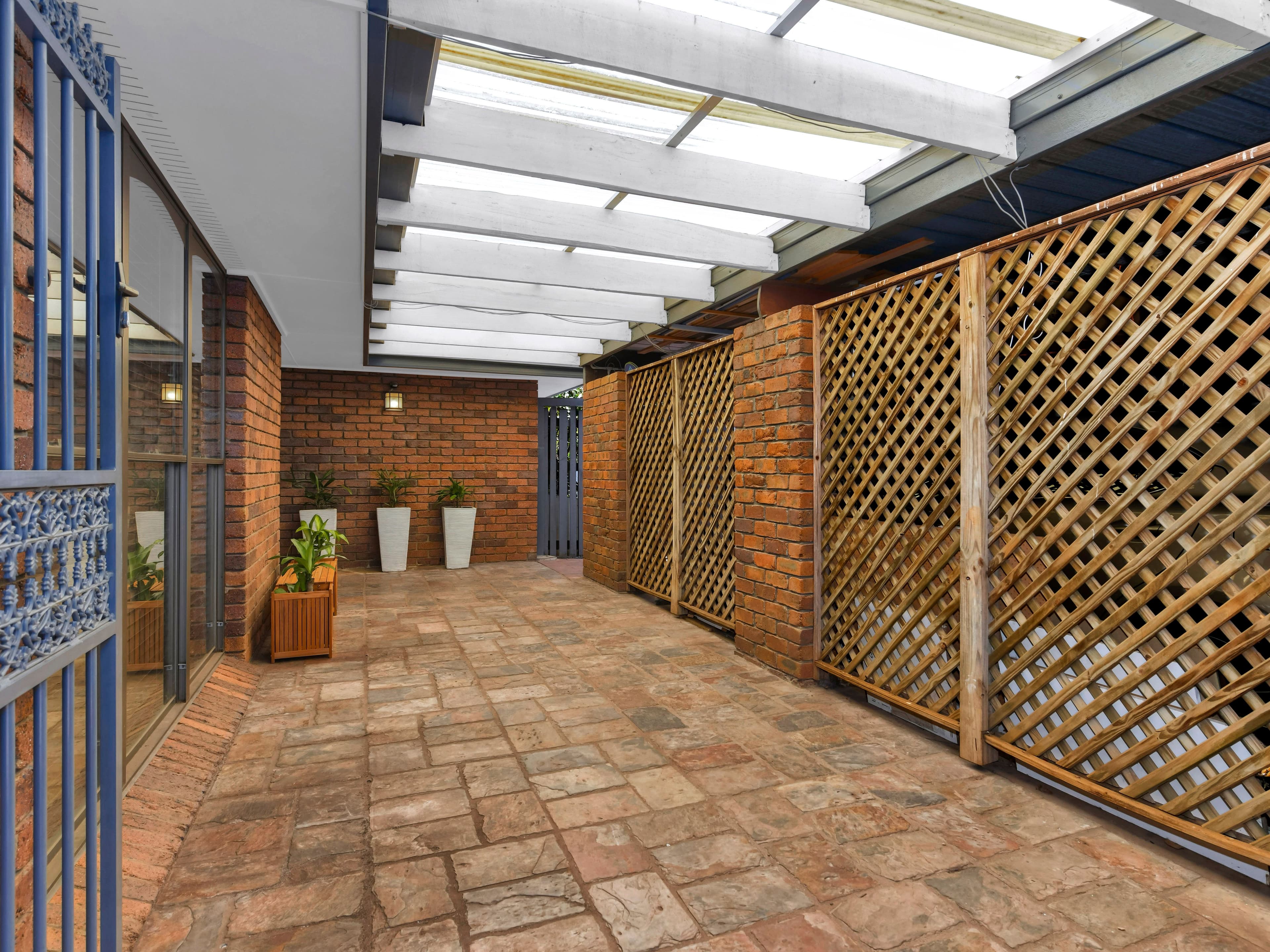 33 Whitehorse Street, Carseldine QLD 4034, Carseldine - Thumbnail 3