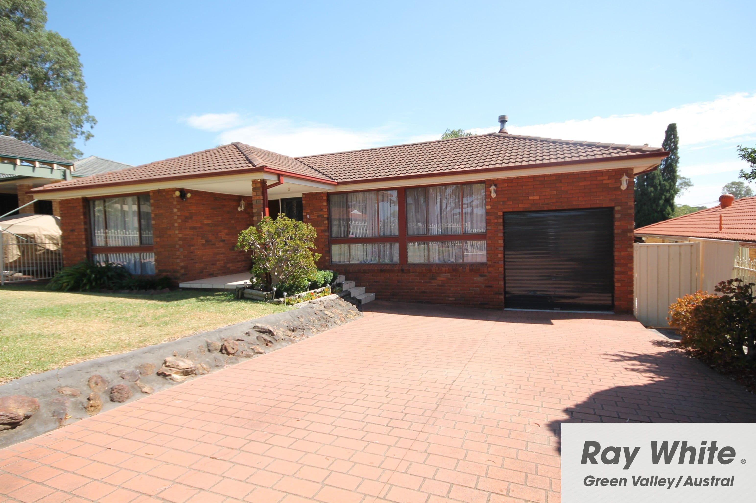 11 Eschol Park Drive, Eschol Park - Image 1