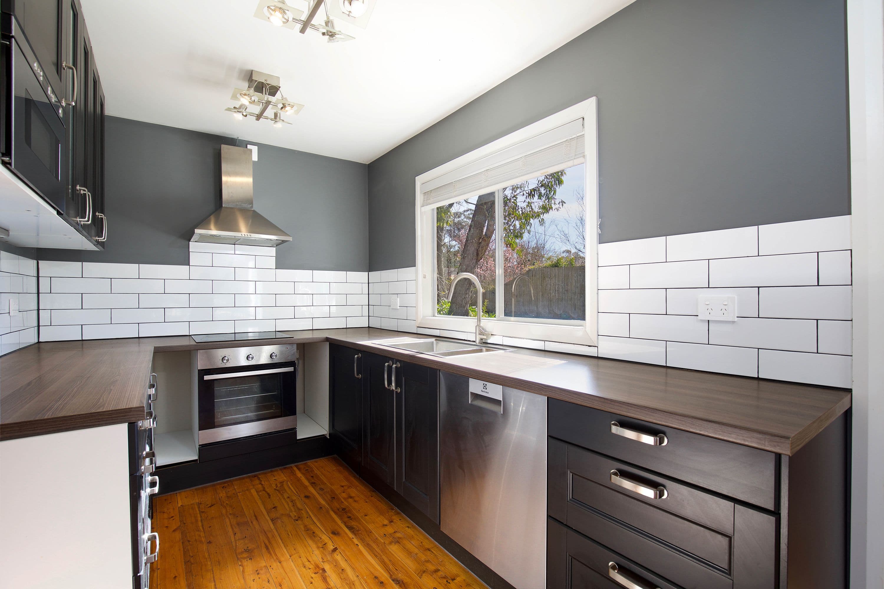 256 Govetts Leap Road, Blackheath NSW 2785, Blackheath - Thumbnail 2