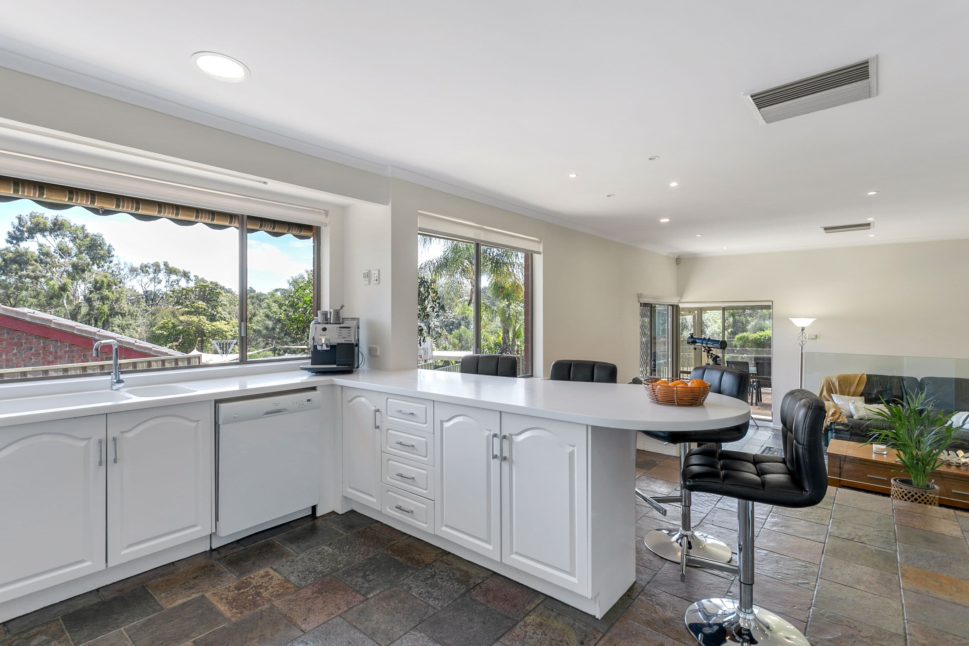 3 Barbara Crescent, Coromandel Valley SA 5051, Coromandel Valley - Thumbnail 6