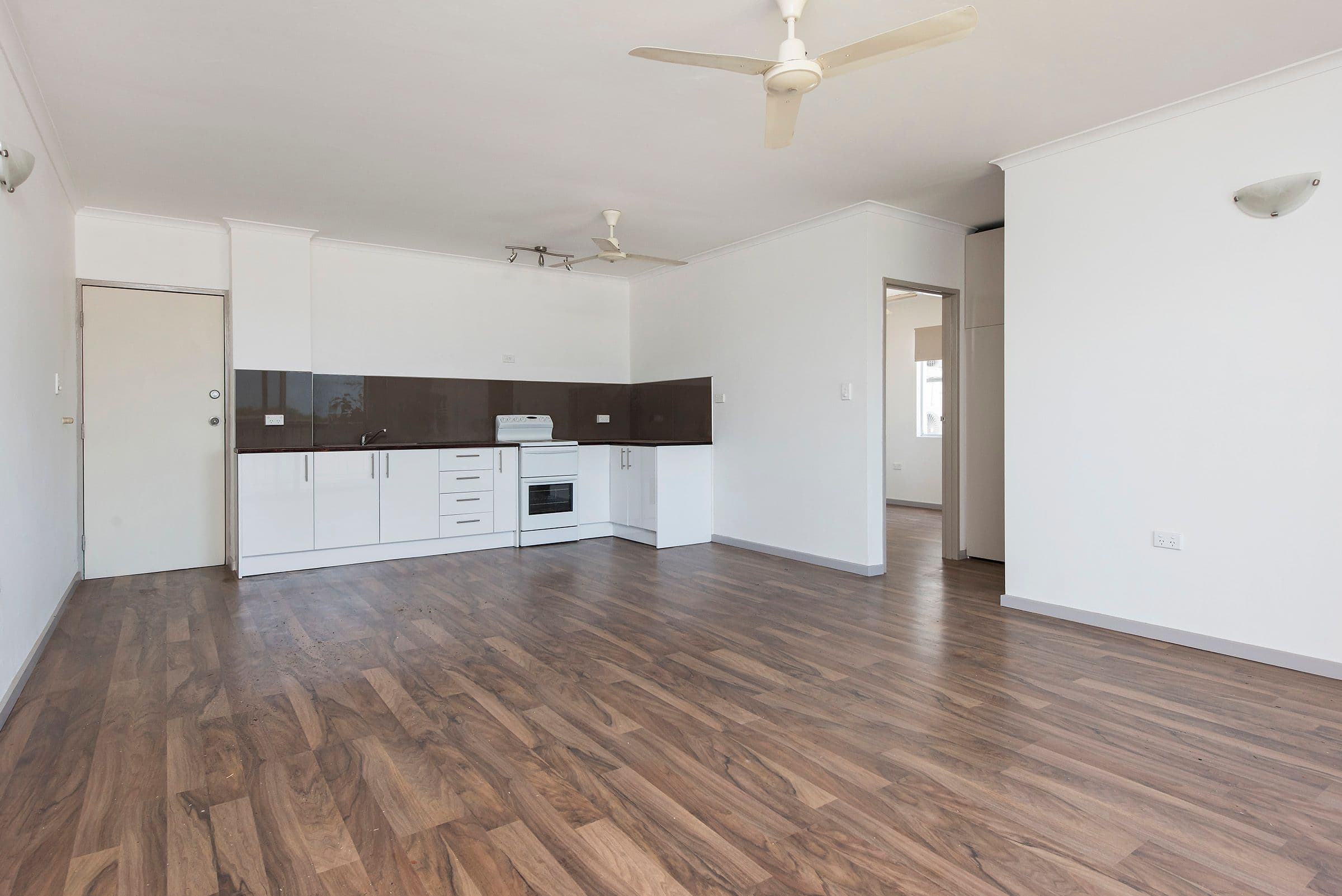 1/4 Manton Street, DARWIN CITY NT 0800, Darwin City - Thumbnail 3