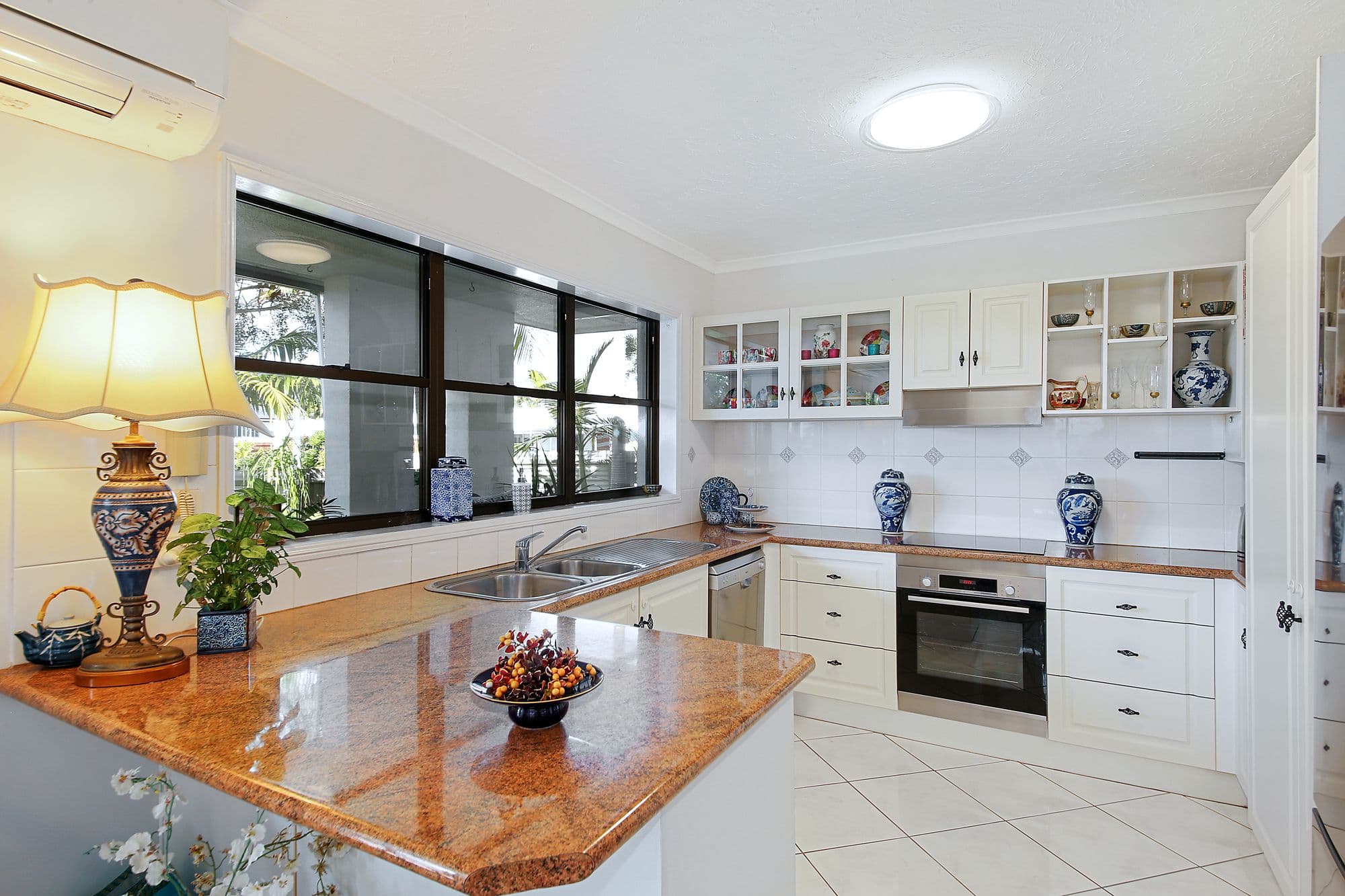 48 Lawrence Street, Mooloolaba QLD 4557, Mooloolaba - Thumbnail 3