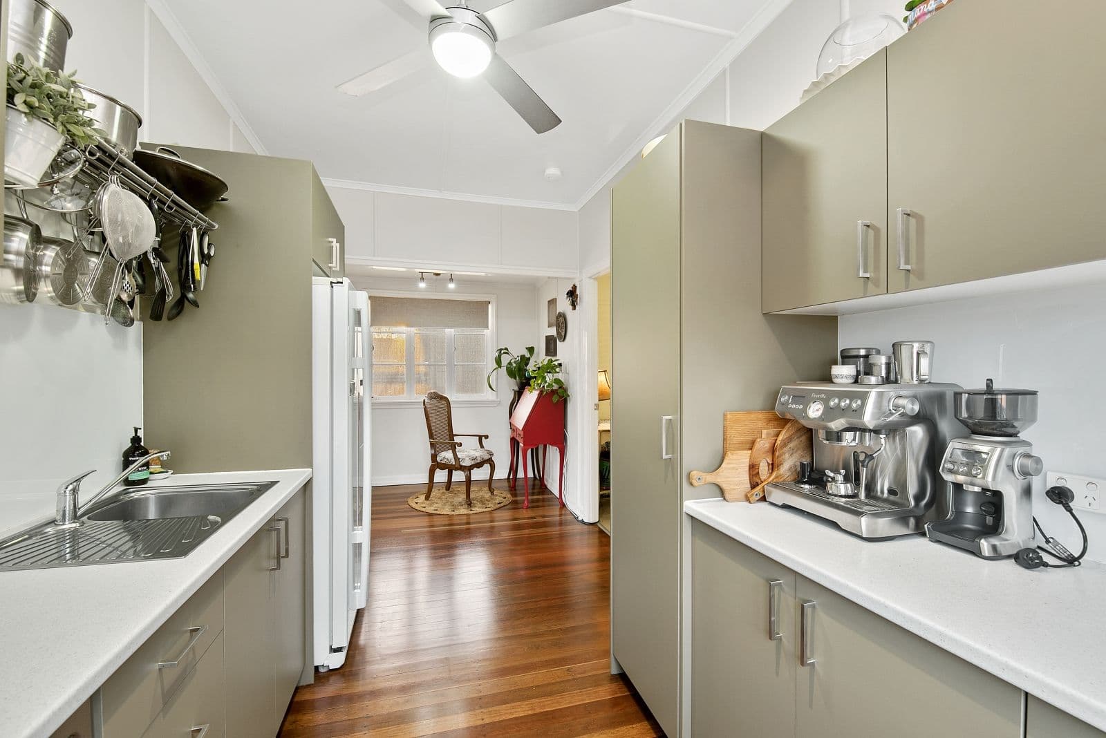77 King Street, Woody Point QLD 4019, Woody Point - Thumbnail 8