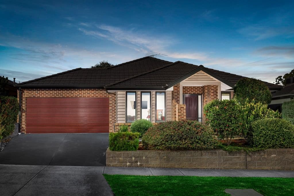 16 Kiora Avenue, Doreen VIC 3754, Doreen - Image 1