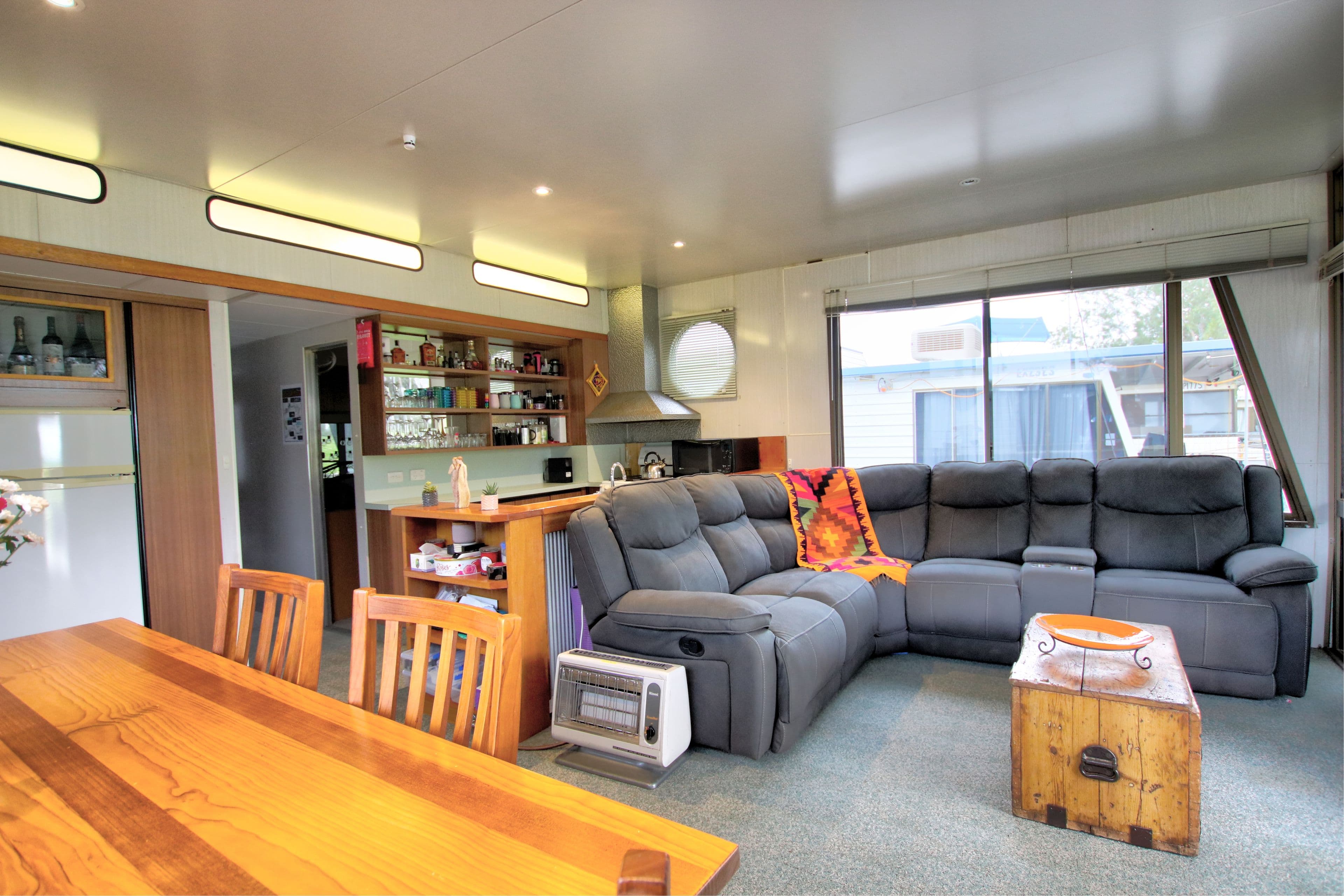 23 Old Ferry Road - Houseboat 'Swan 18', Berri SA 5343, Berri - Thumbnail 5