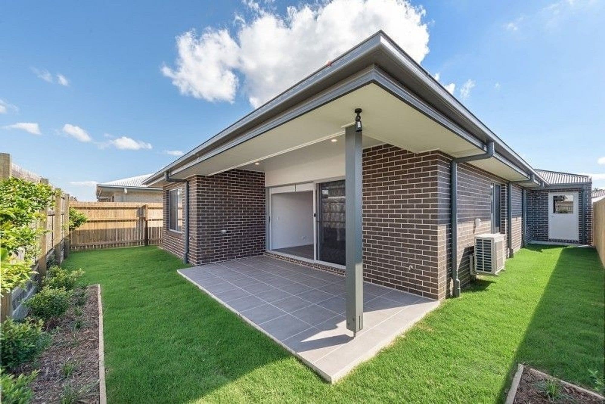 9 Crawford Street, Strathpine QLD 4500, Strathpine - Thumbnail 4