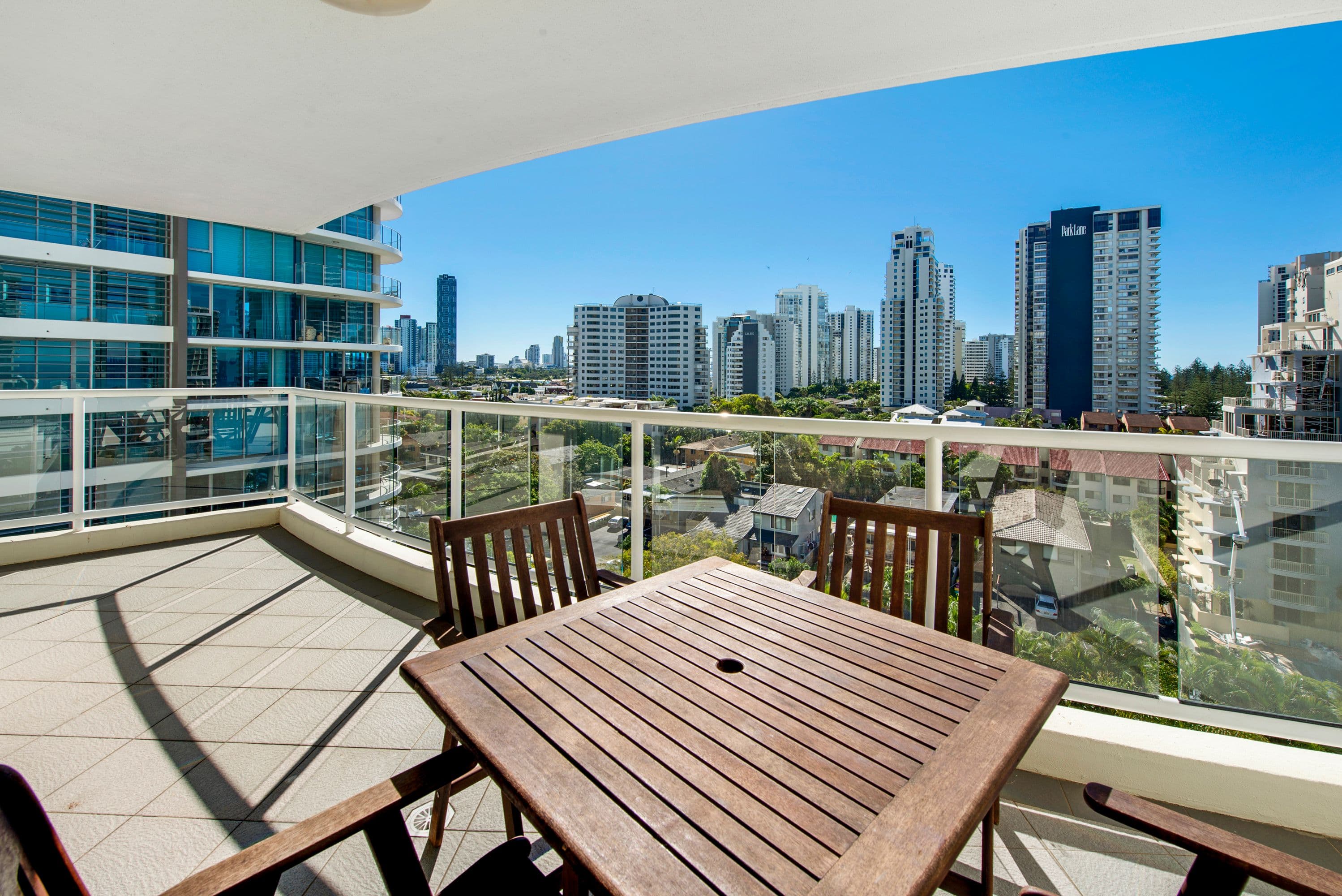 15 Breaker Street, Main Beach QLD 4217, Main Beach - Thumbnail 3