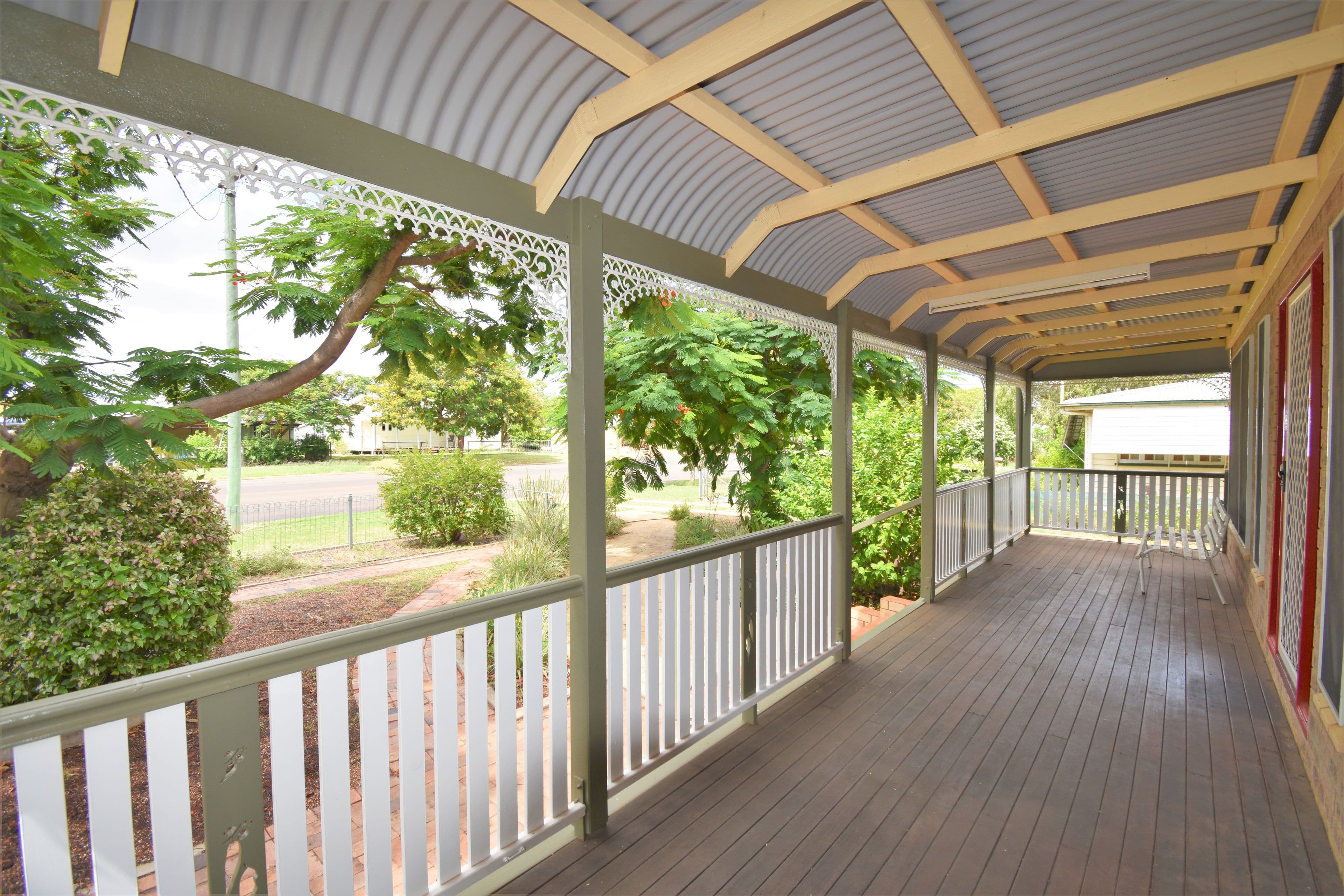 44 Elm Street, Barcaldine QLD 4725, Barcaldine - Thumbnail 4