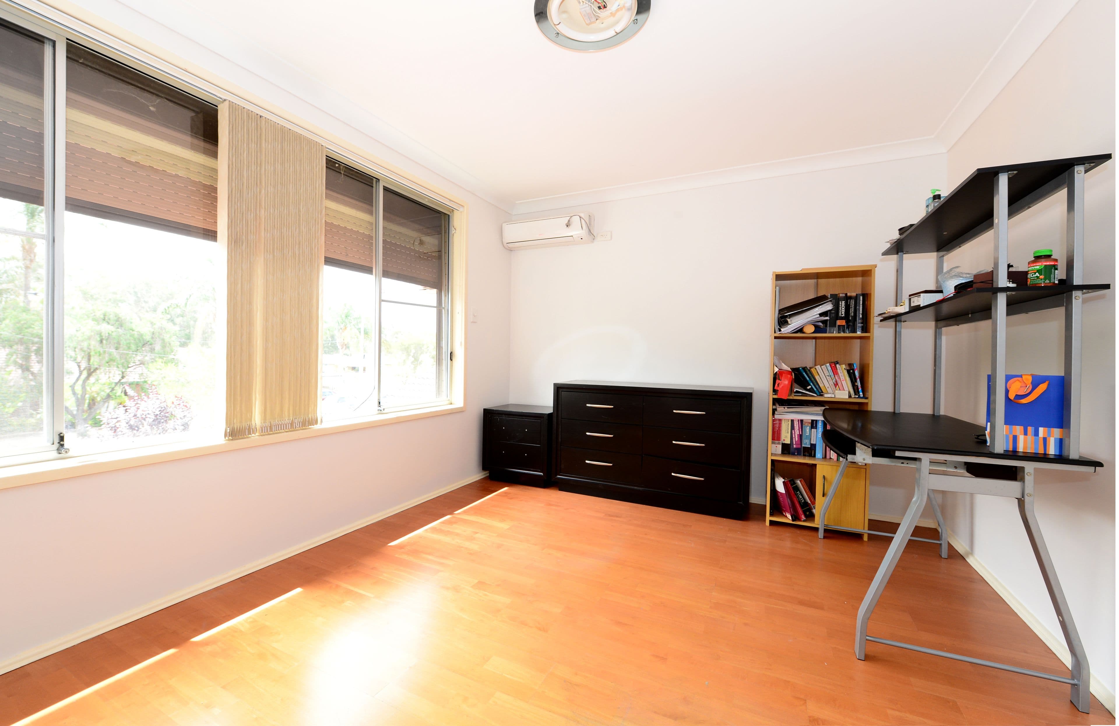 9 Richmond Close, St Johns Park NSW 2176, St Johns Park - Thumbnail 5