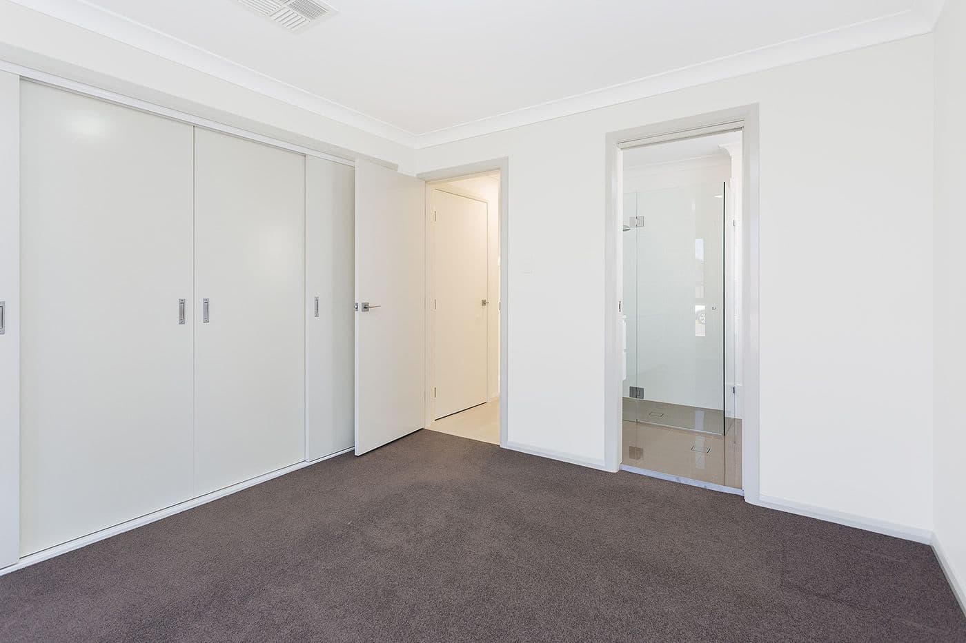 32 Gilbert Street, Long Jetty NSW 2261, Long Jetty - Thumbnail 4