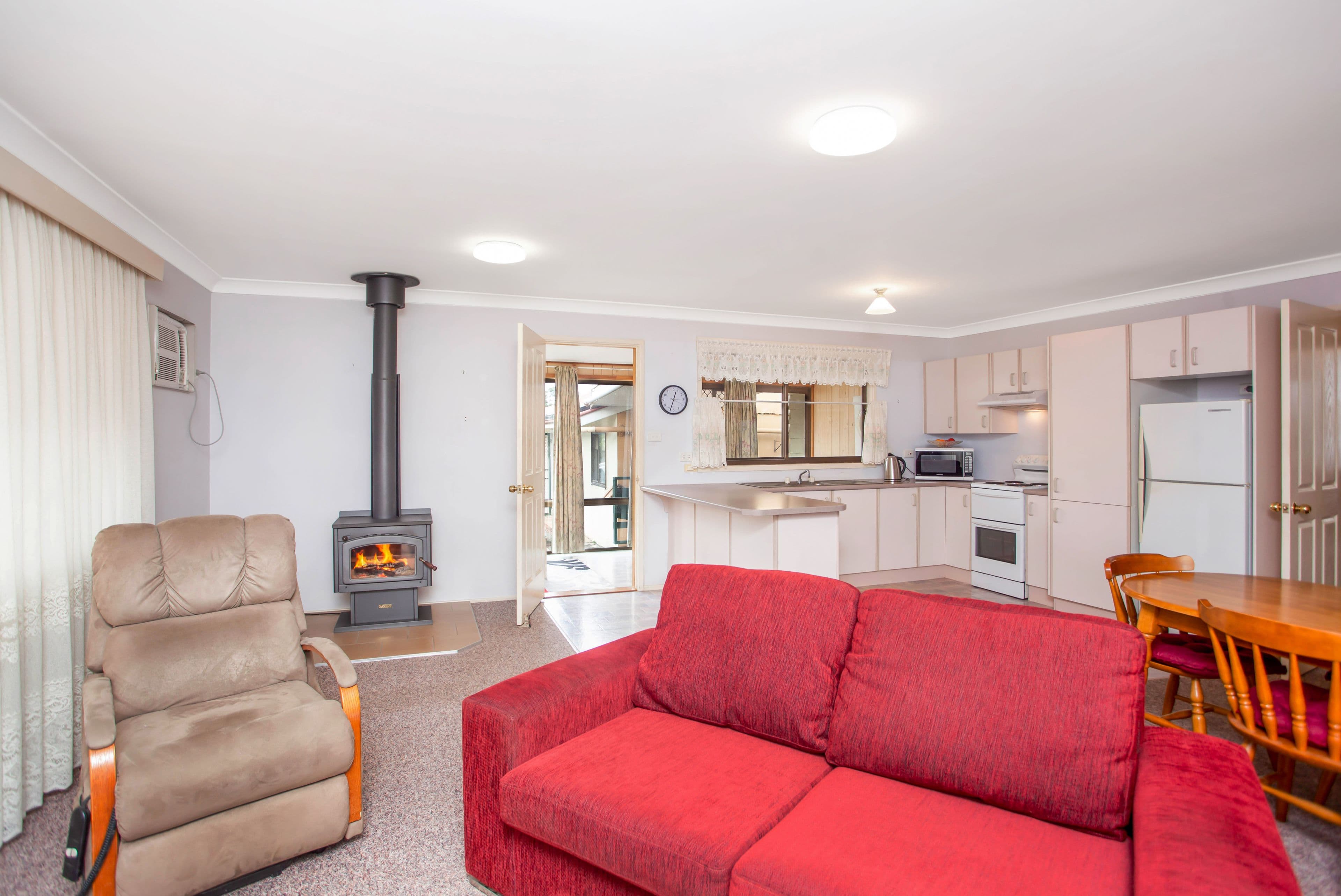 31 Manchester Street, Tinonee NSW 2430, Tinonee - Thumbnail 2