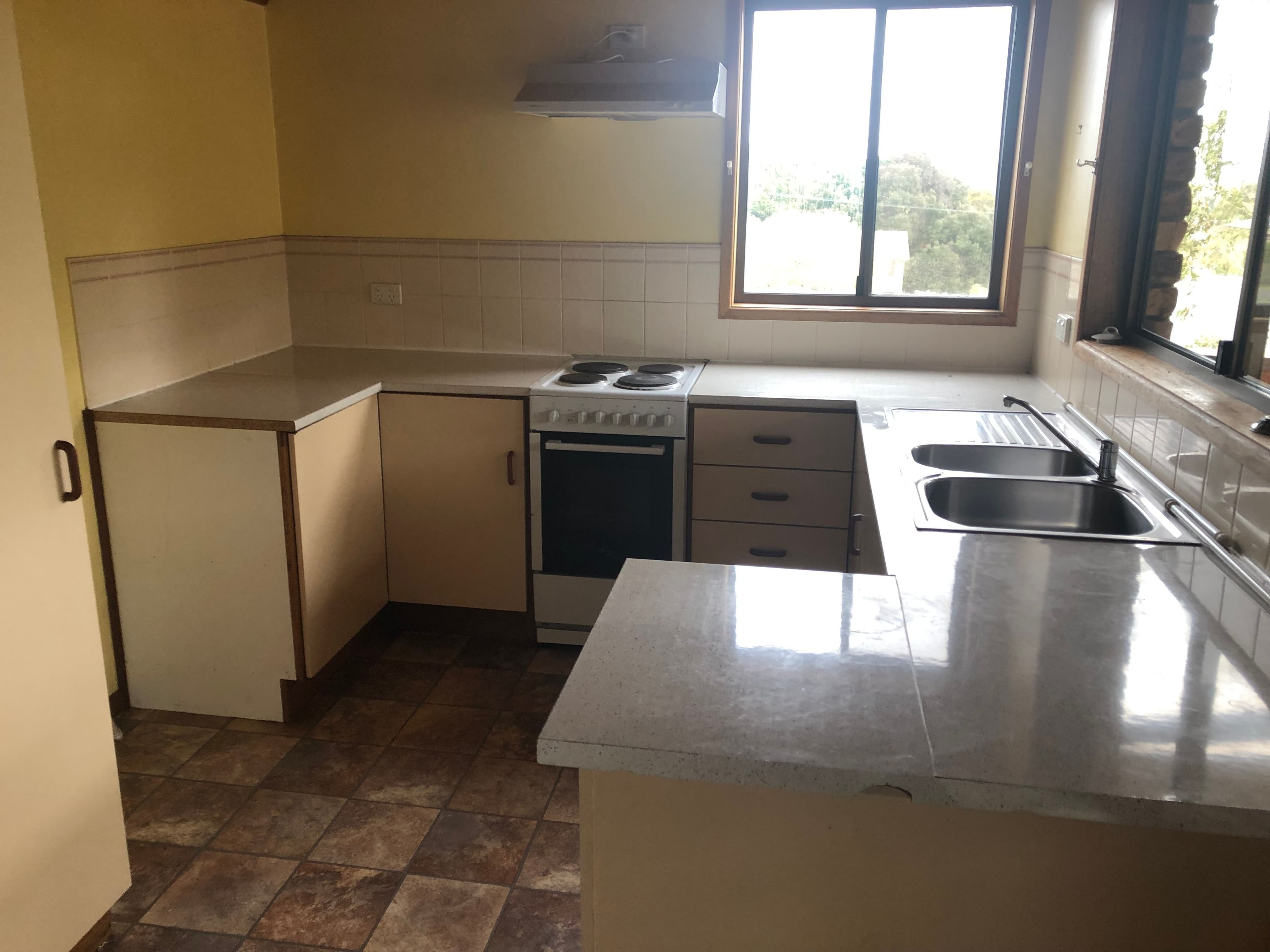 2 Robinson, Glen Innes NSW 2370, Glen Innes - Thumbnail 6