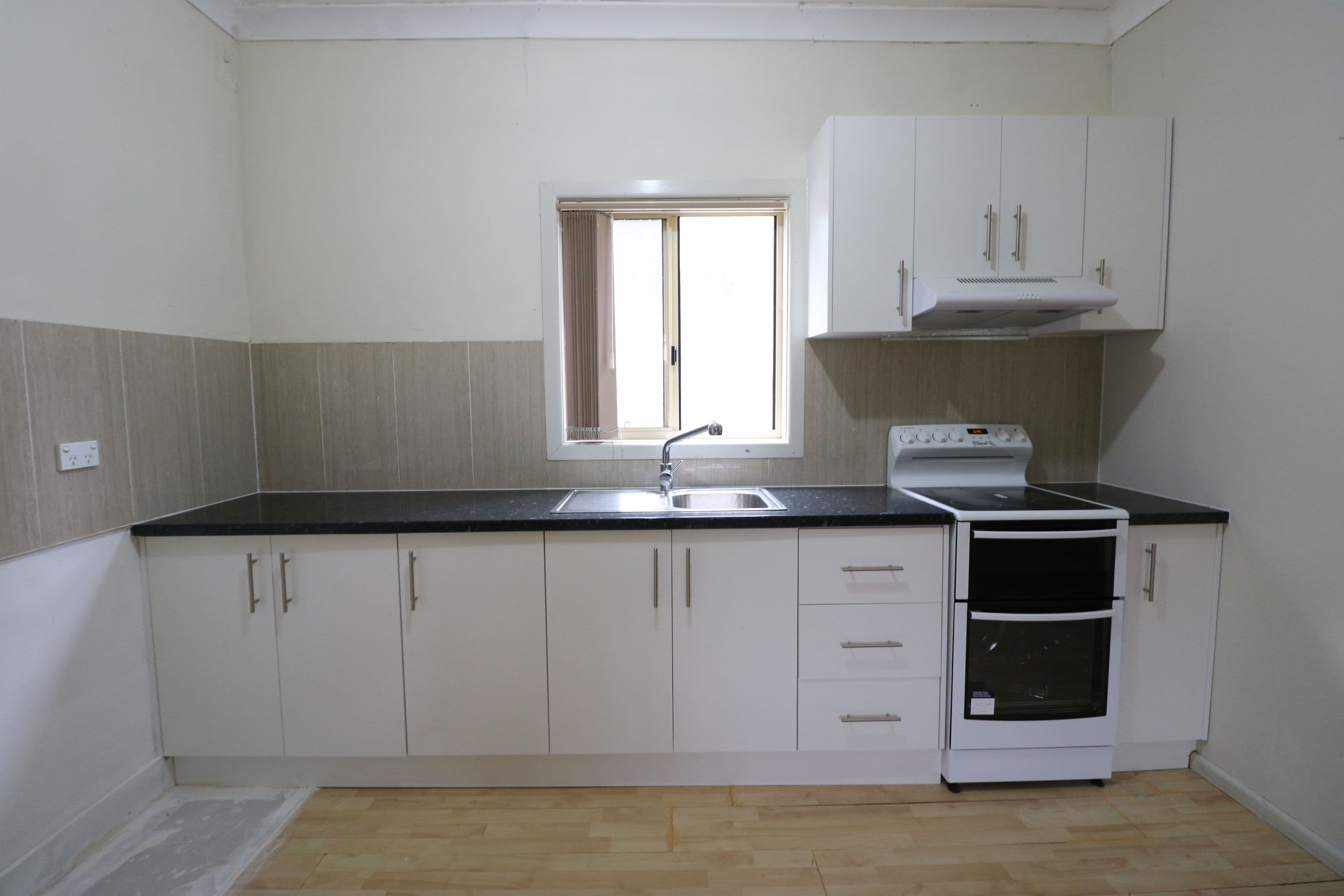 9b Grant Avenue, Cabramatta NSW 2166, Cabramatta - Thumbnail 3