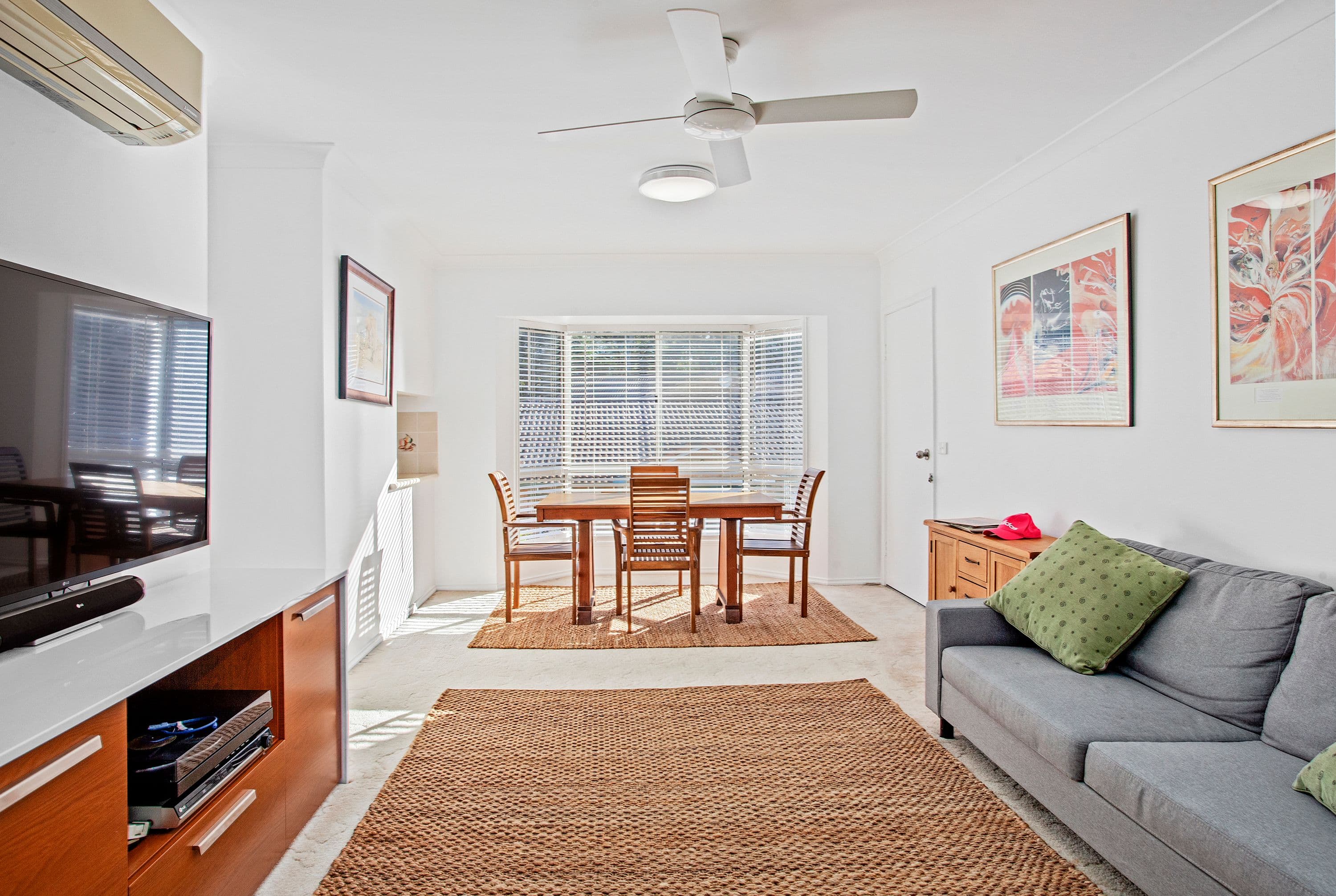 15 Lorraine Avenue, Berkeley Vale NSW 2261, Berkeley Vale - Image 1