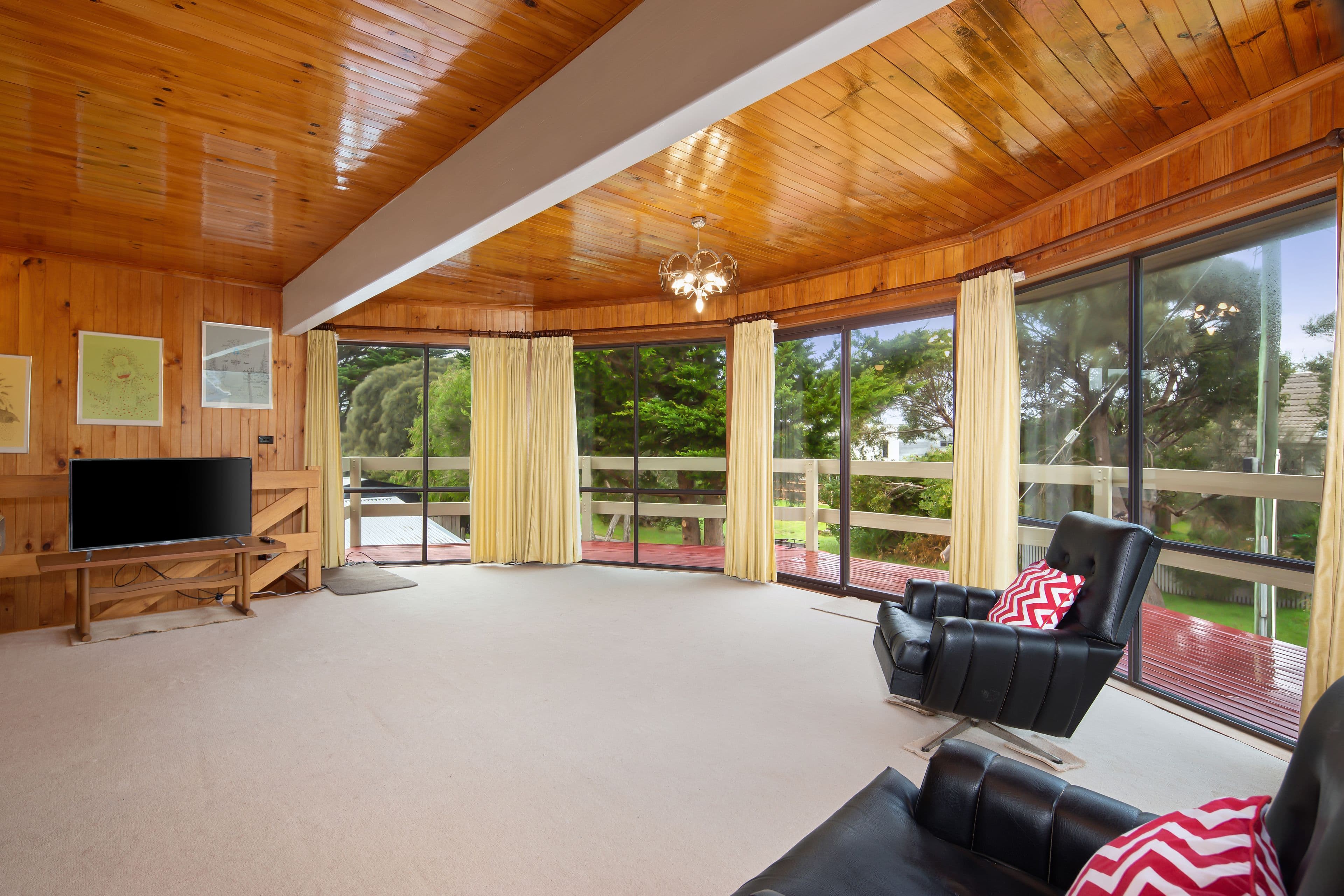 16 Bondi Avenue, Cape Woolamai VIC 3925, Cape Woolamai - Thumbnail 2
