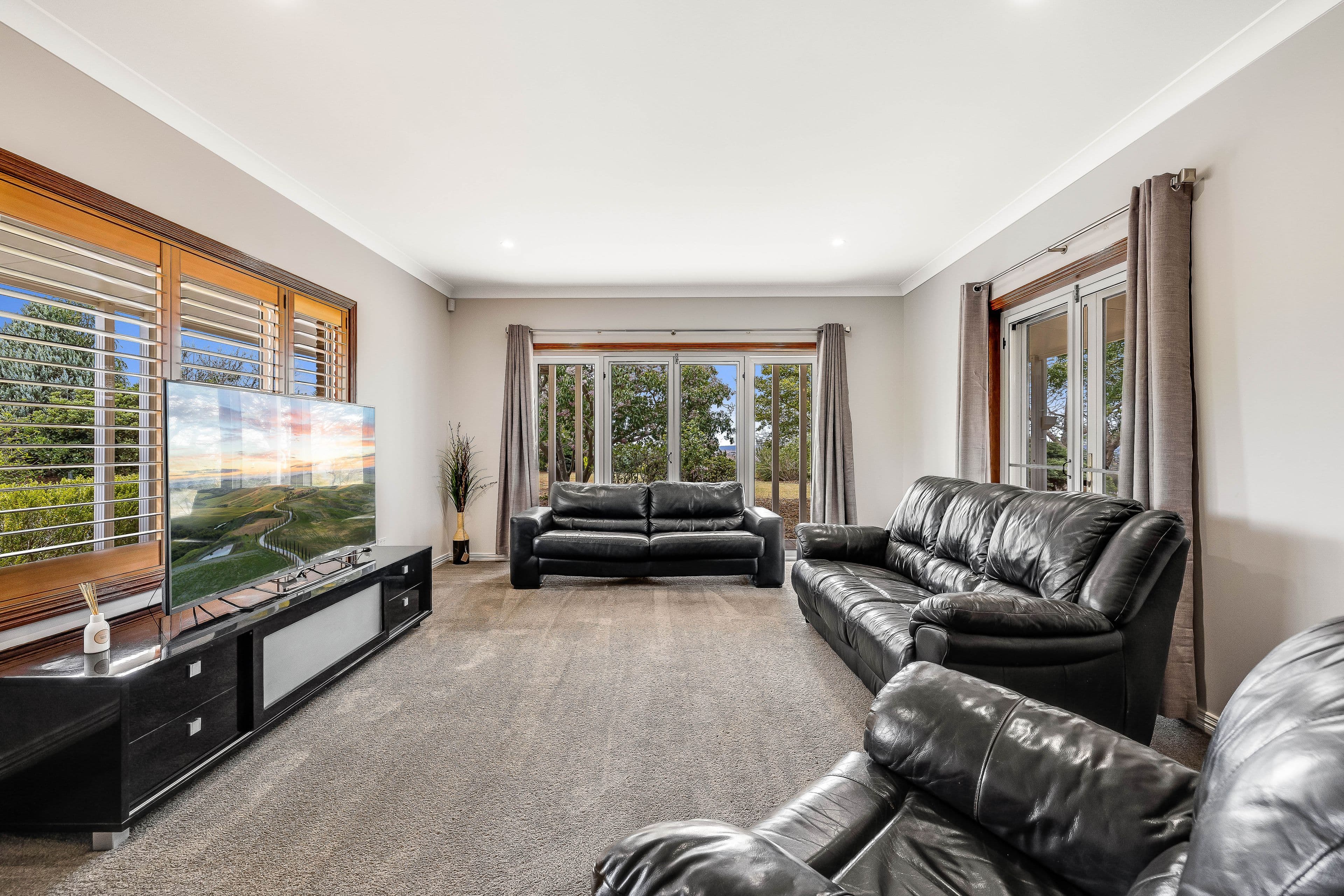 8-10 Postle Street, Darling Heights QLD 4350, Darling Heights - Thumbnail 3