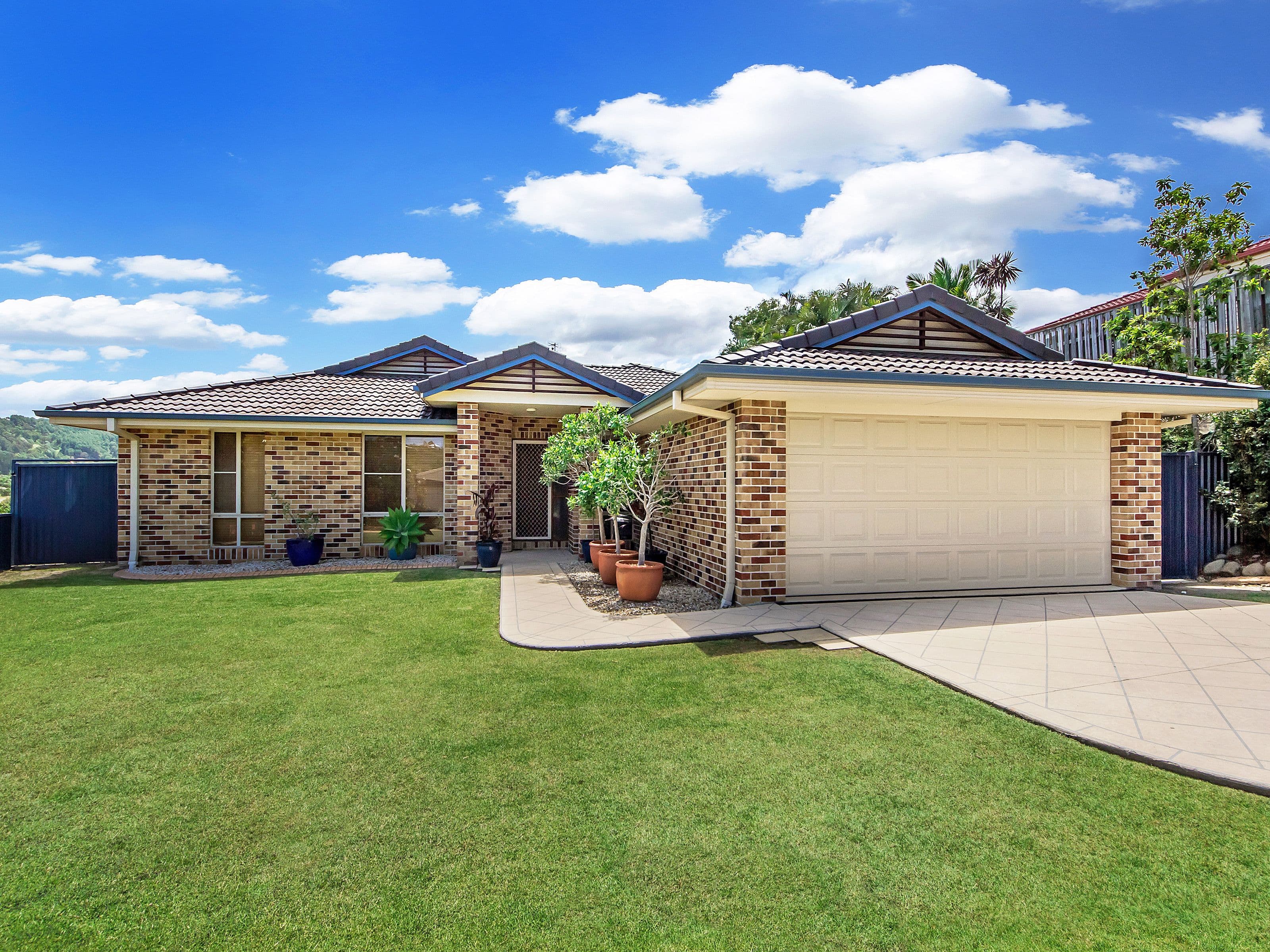6 Hawker Street, Pacific Pines QLD 4211, Pacific Pines - Image 1